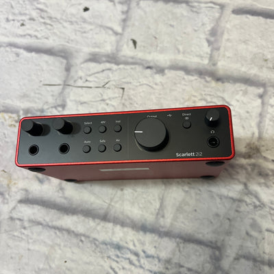 Focusrite Scarlett 2i2 4th Generation USB C Interface