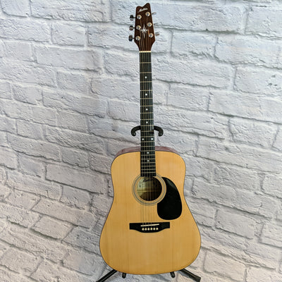 Montana MT104-N Standard Dreadnought Acoustic Guitar