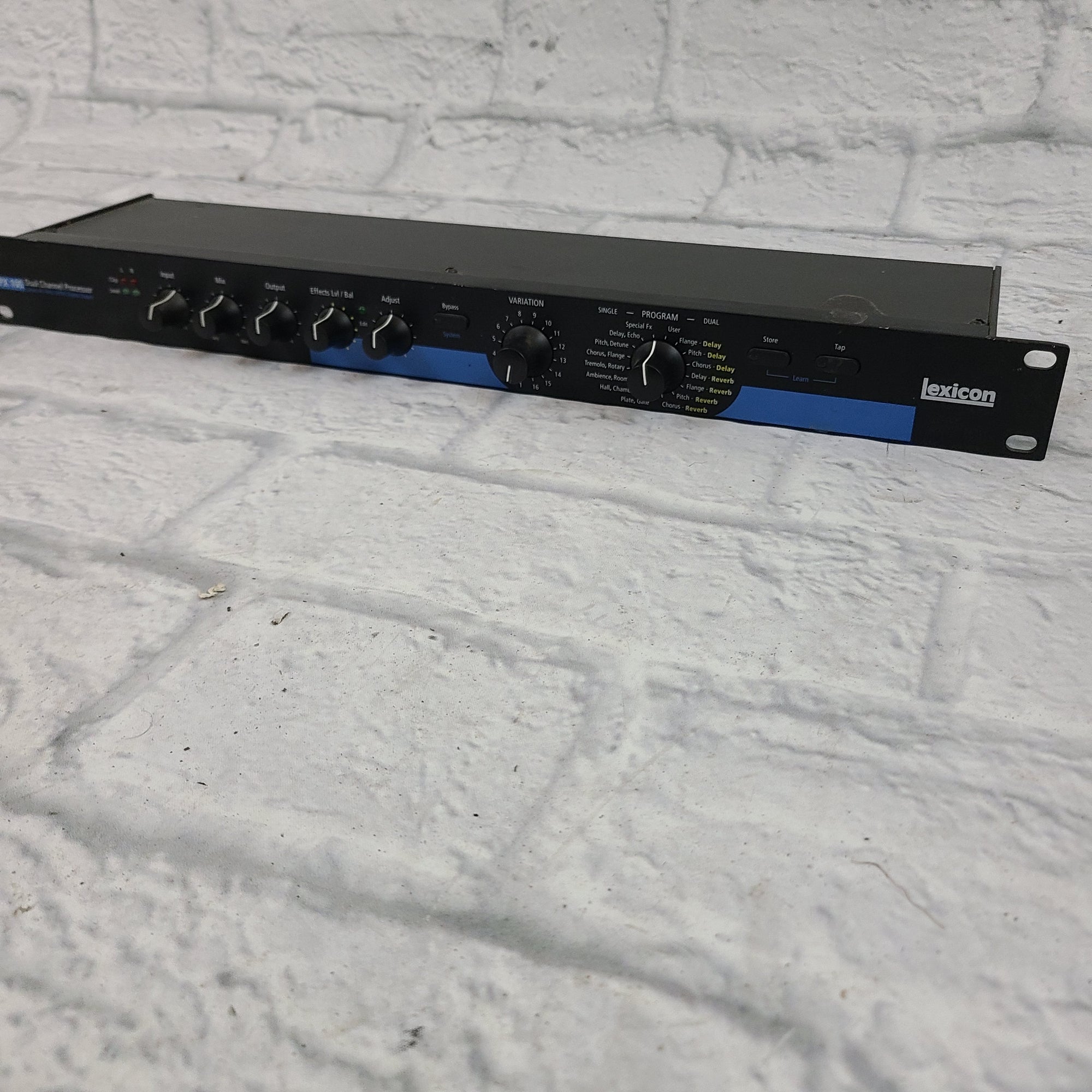 Lexicon MPX 100 Dual Channel Effects Processor