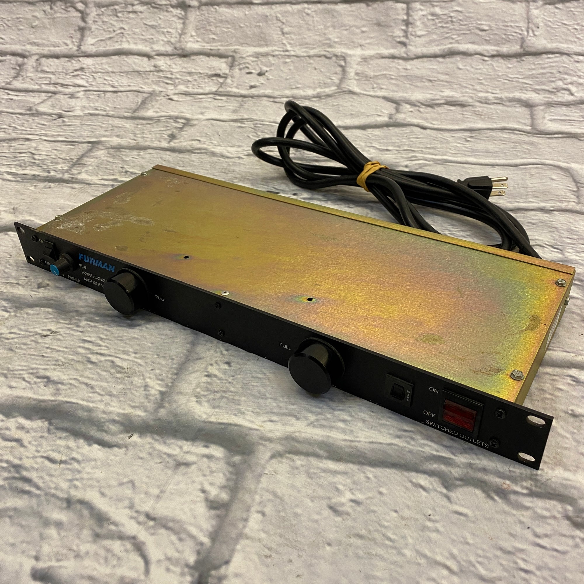 Furman PL-8 Power Conditioner