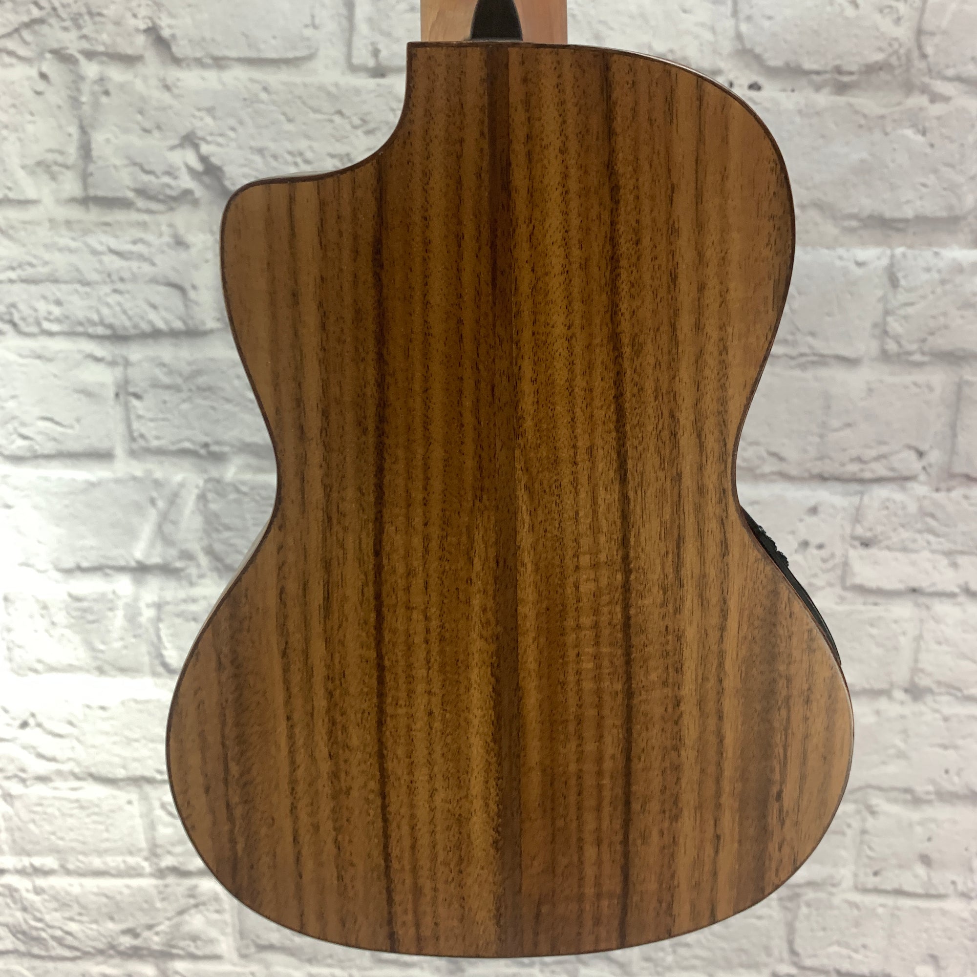 Luna HTC Koa Ukulele