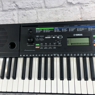 Yamaha PSR-E253 61-Key Electronic Keyboard