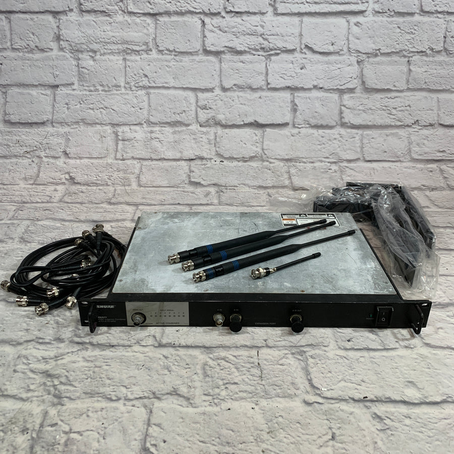 Shure PA821 PSM Antenna Combiner