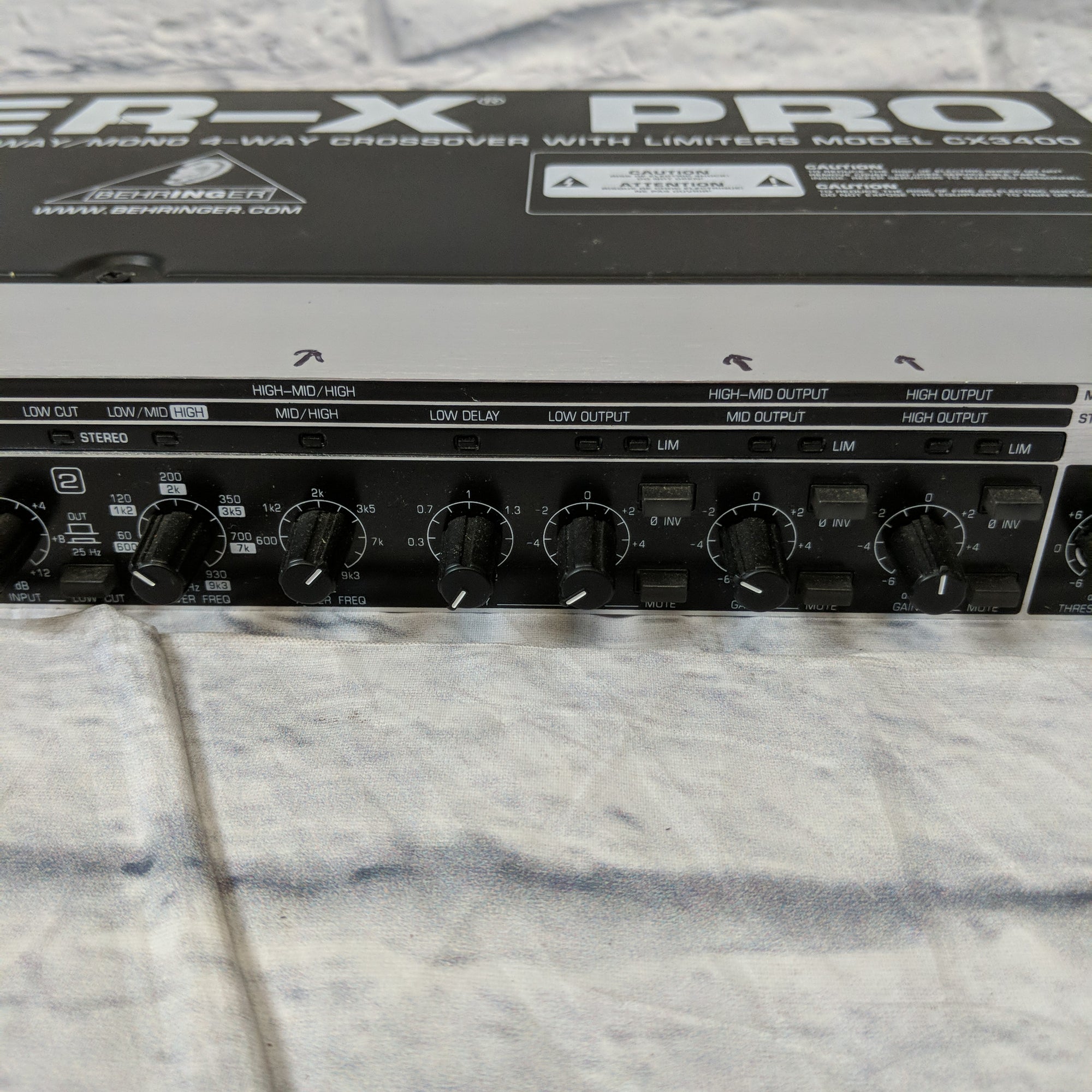 Behringer Super X-Pro Rack Unit