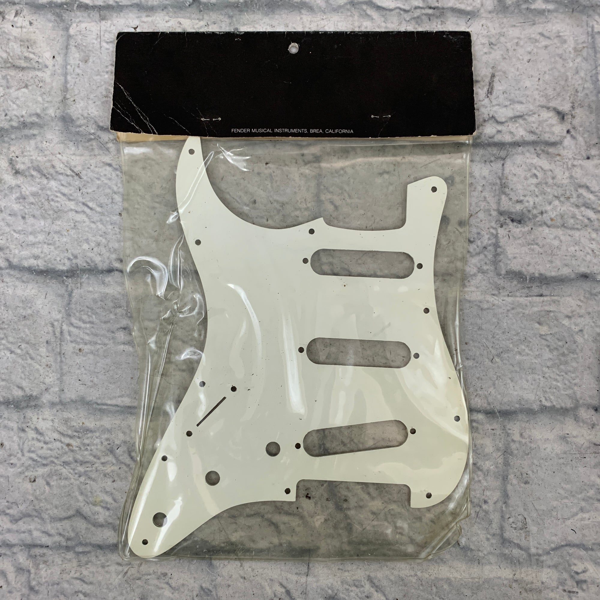 Genuine Original Fender '62 Stratocaster Pickguard White