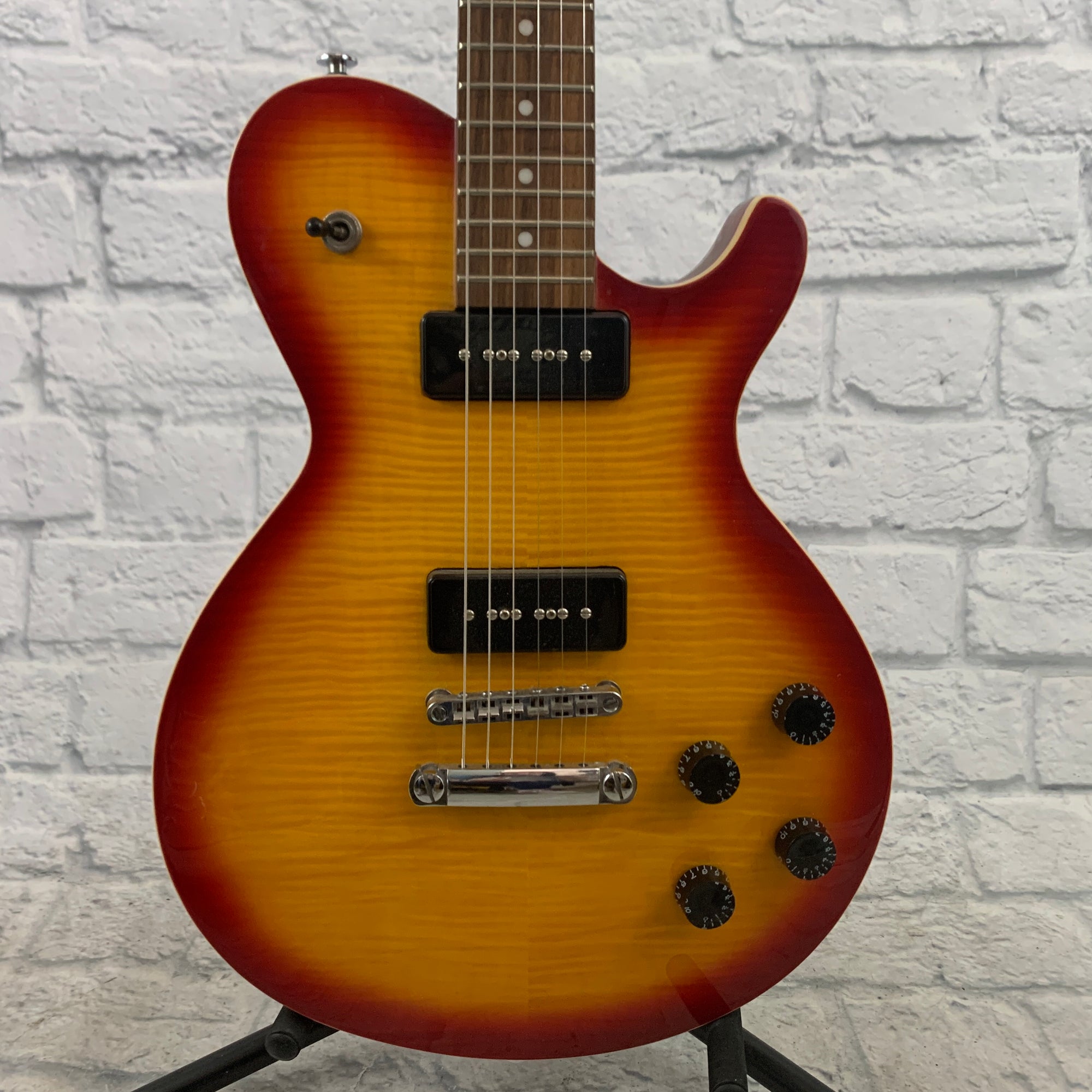 Dean Evo-60 Solidbody Electric - Red Burst