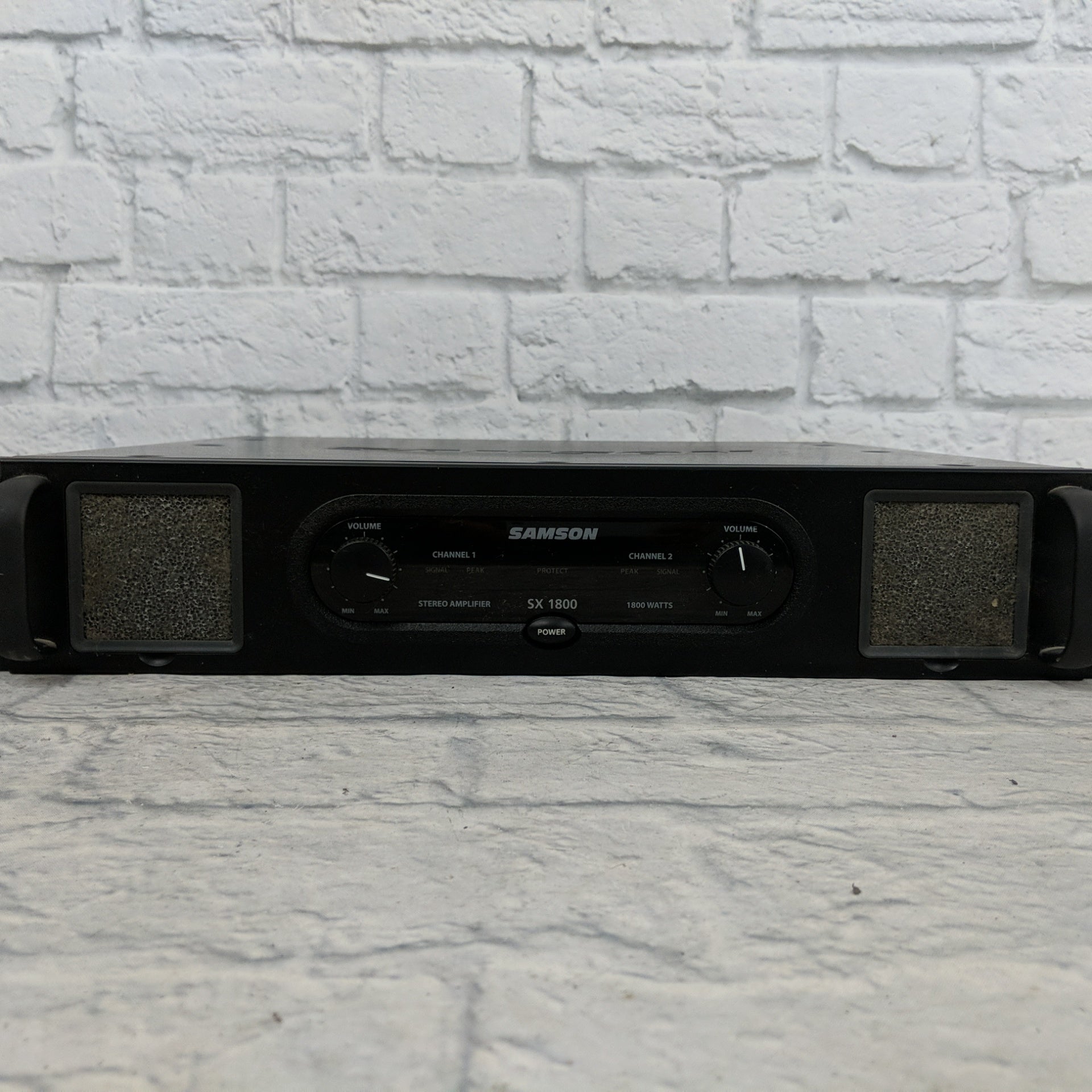 Samson SX 1800 Stereo Amplifier