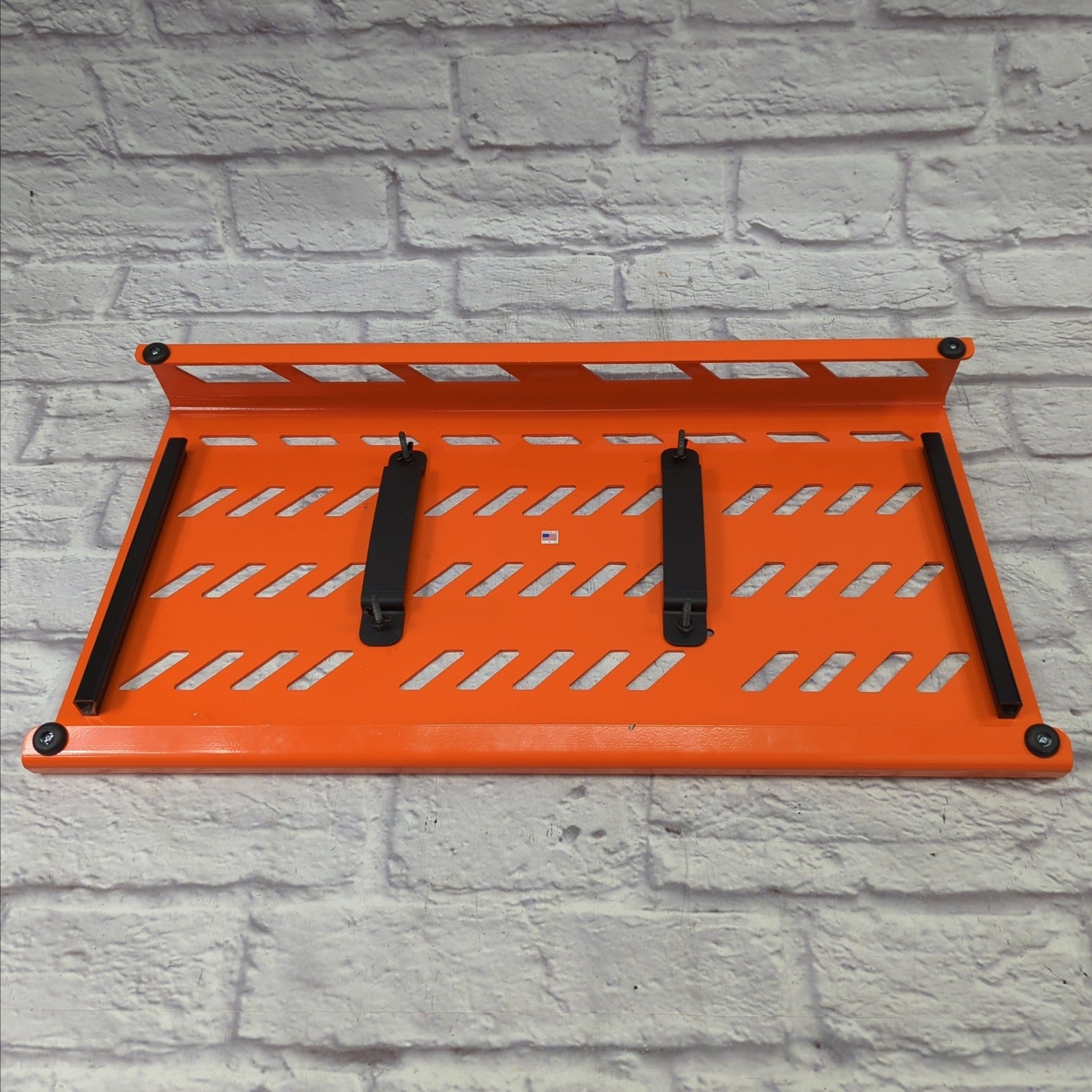 Gator Large Aluminum Pedal Board - Orange