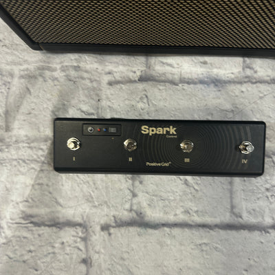 Positive Grid Spark 40 Guitar Combo w Spark Control