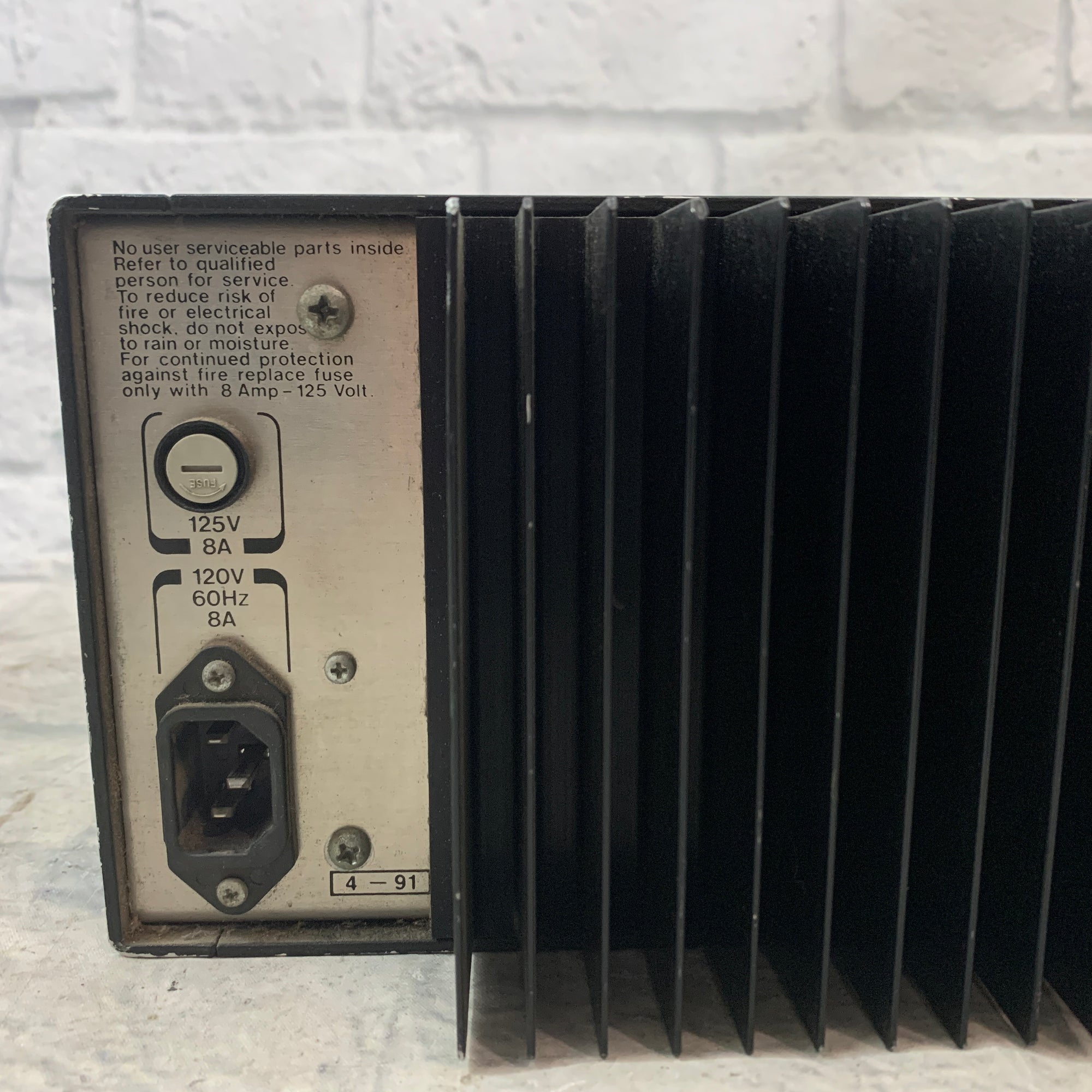 Gallien-Krueger 800RB 300 / 100-Watt Bi-Amp Bass Amp Head