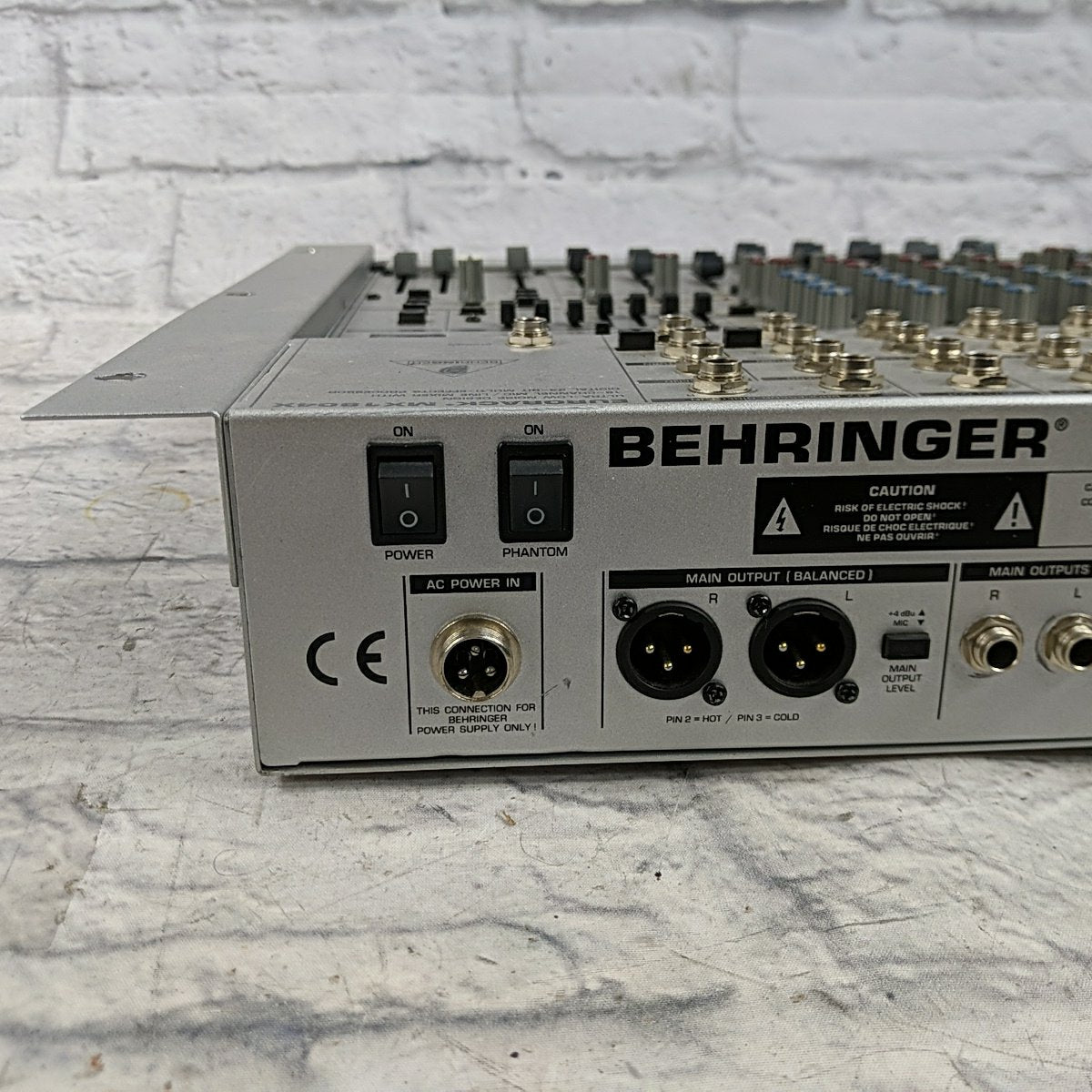 Behringer MX1804x 14 Channel Mixer - Evolution Music
