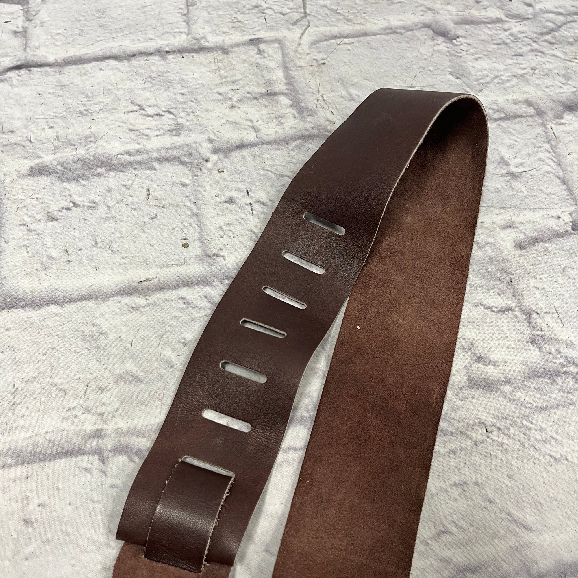 Levy's M-1 Leather Guitar Strap