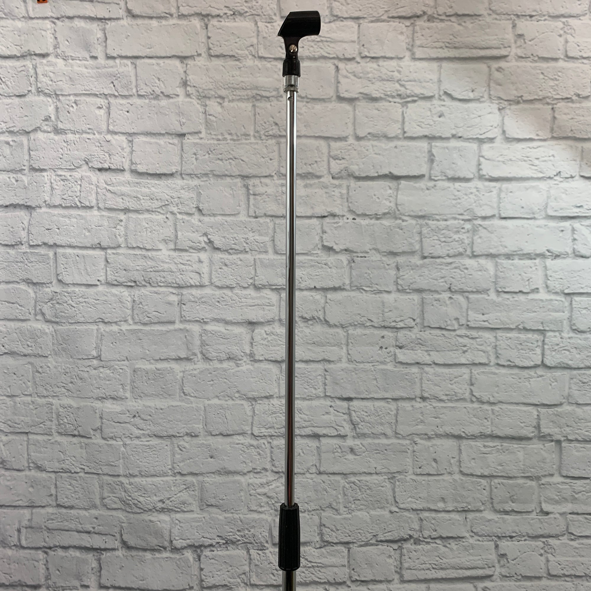 Unknown Tripod Straight Mic Stand