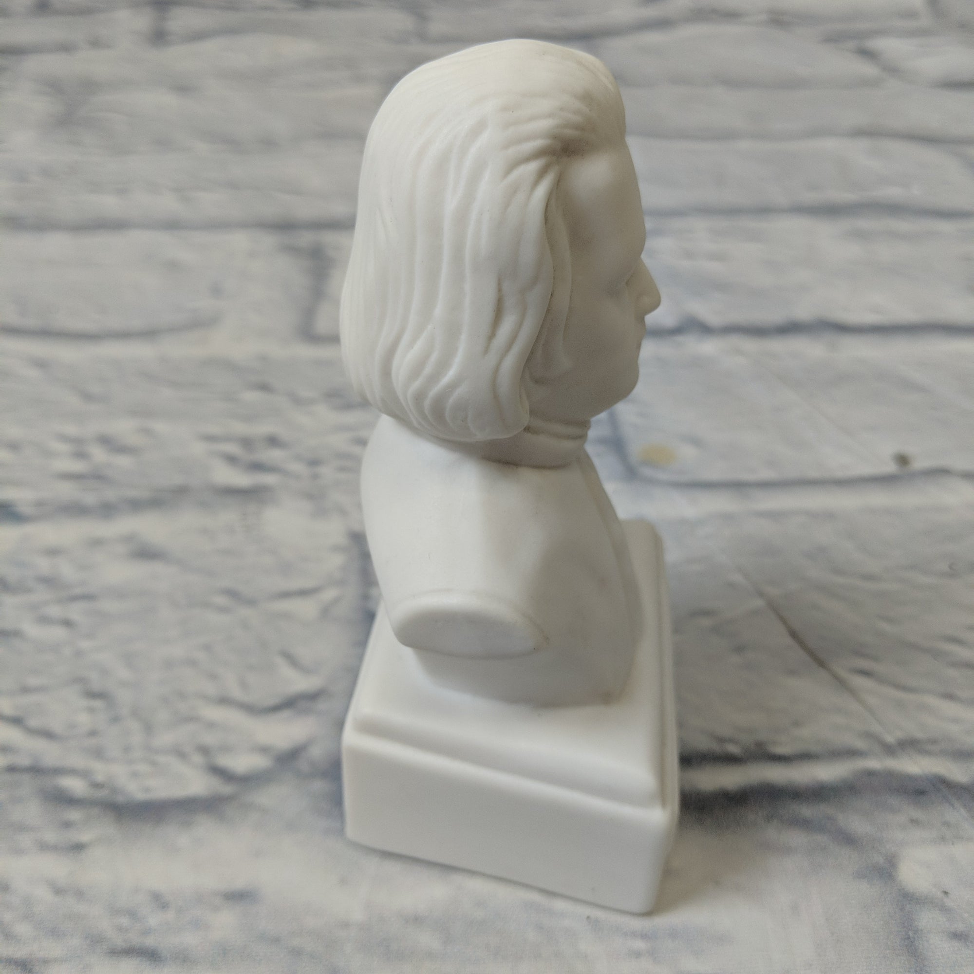 The Willis Music Co. Liszt 5 inch Statuette