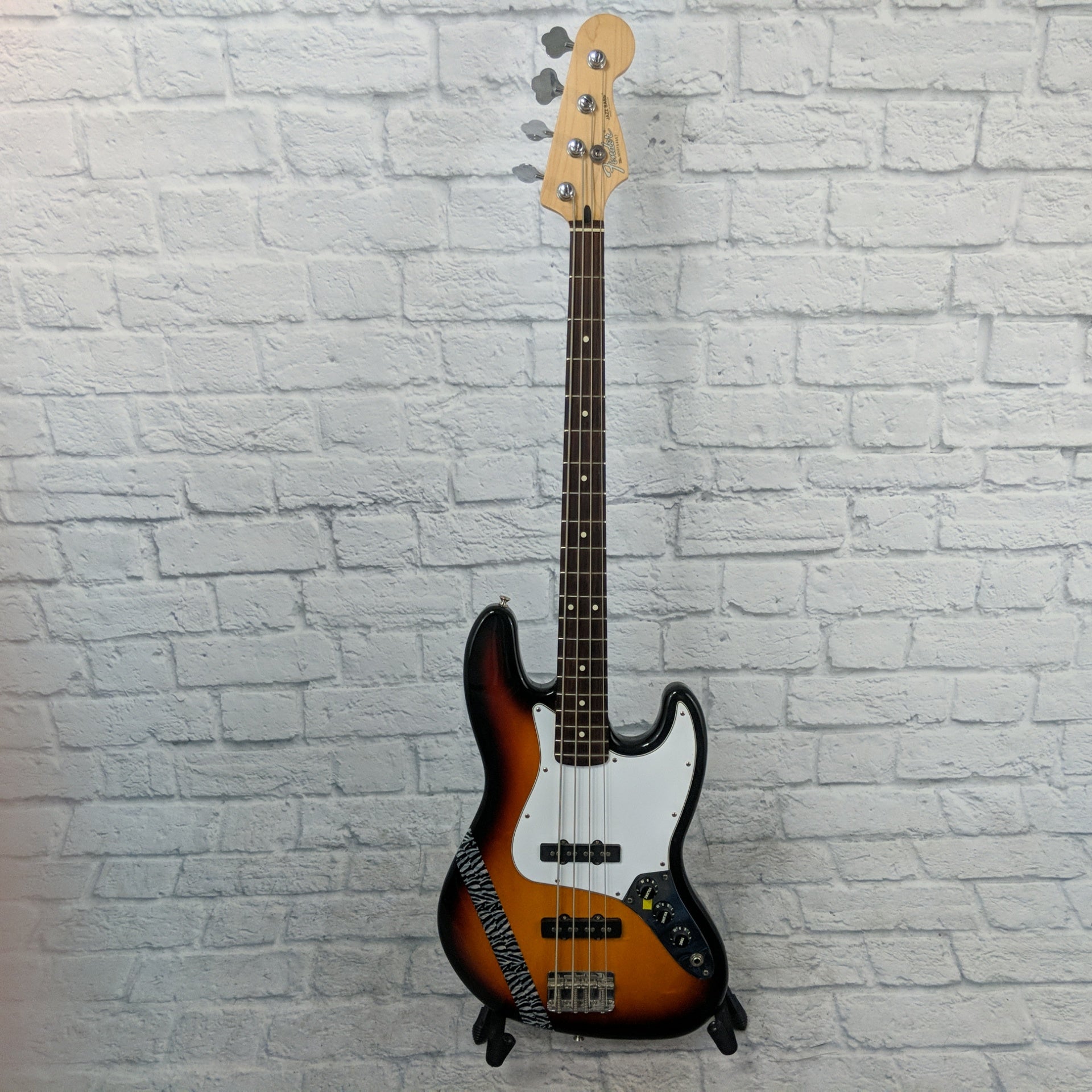 Fender MIM Jazz Bass