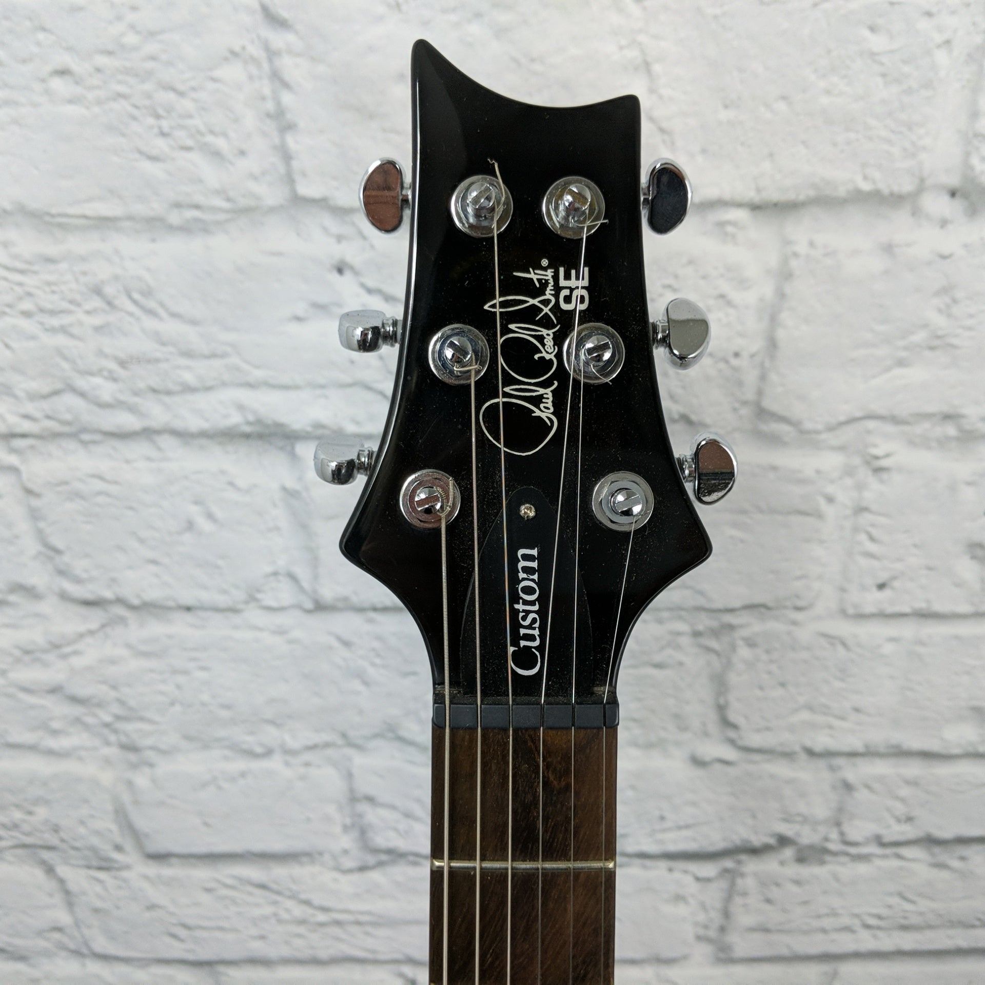 PRS SE Custom Guitar W/ GigBag