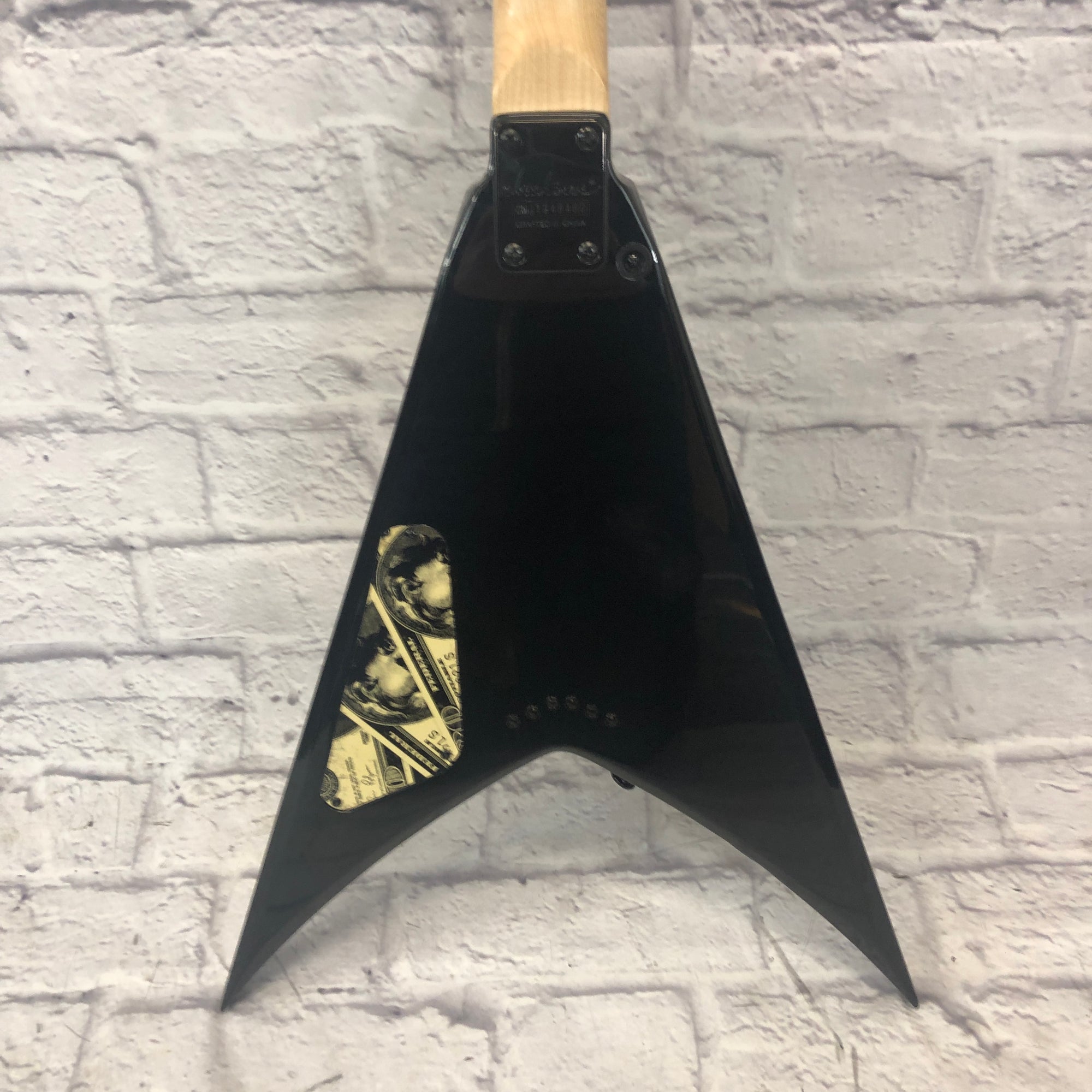 Jackson JS32T V Andrew Jackson Artwork