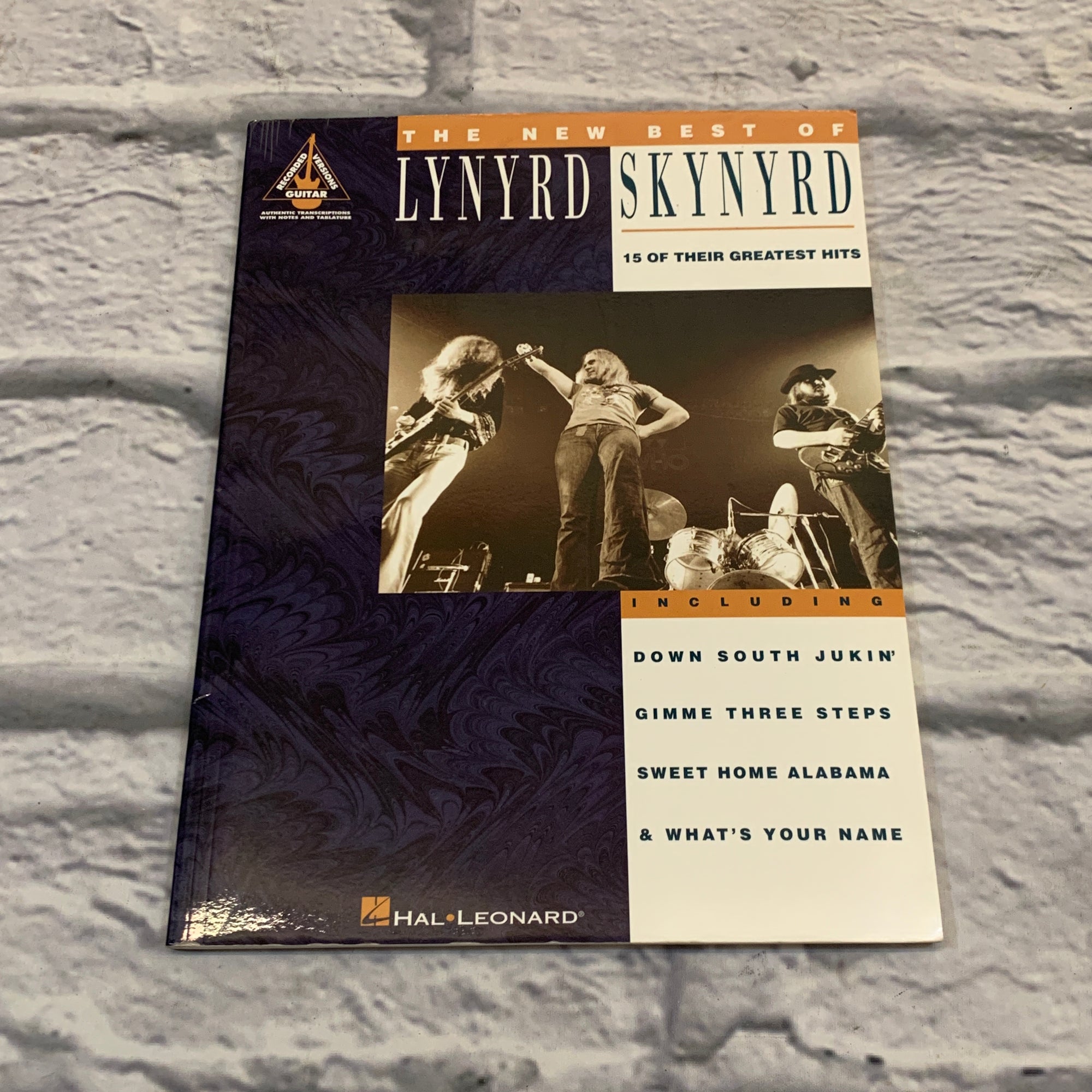 Hal Leonard The New Best of Lynyrd Skynyrd Guitar Book