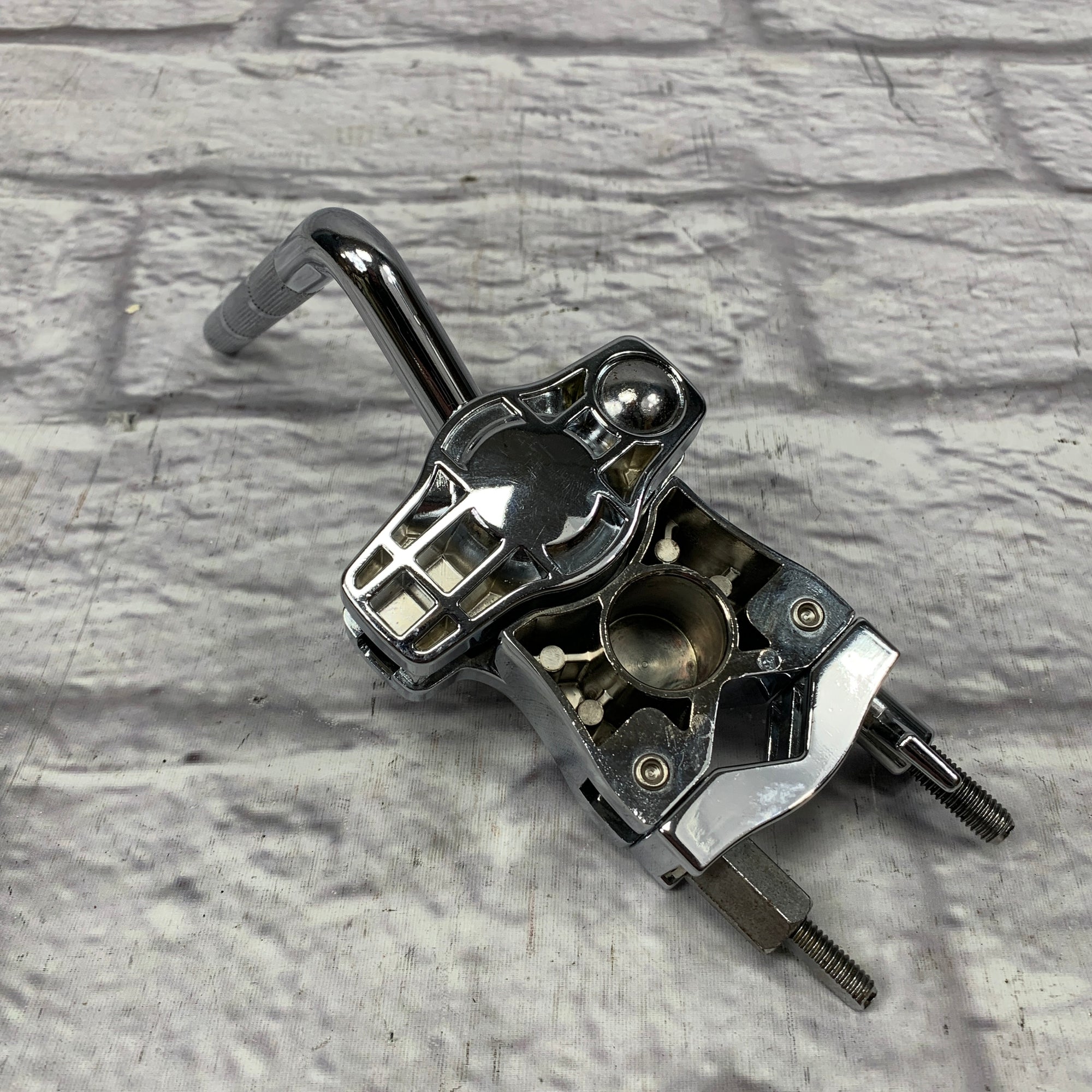 Tom Drum Mount