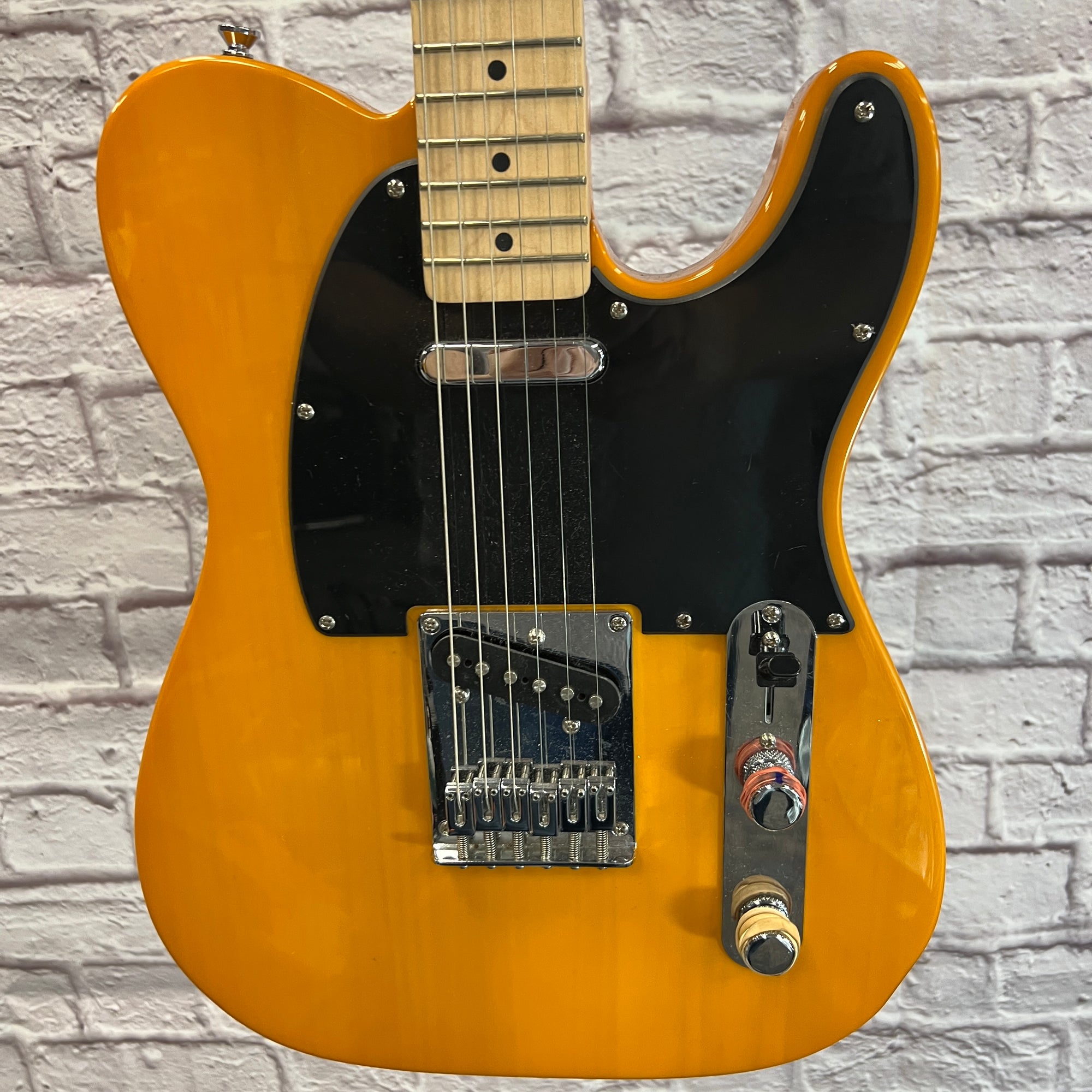 Squier 2019 Affinity Telecaster Butterscotch Electric Guitar