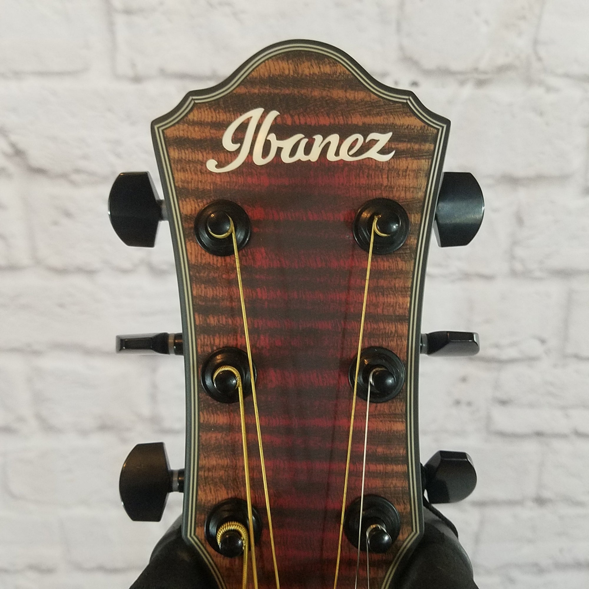 ** Ibanez AEWC32FM Exotic Wood Glacier Red Low Gloss Acoustic Electric Guitar