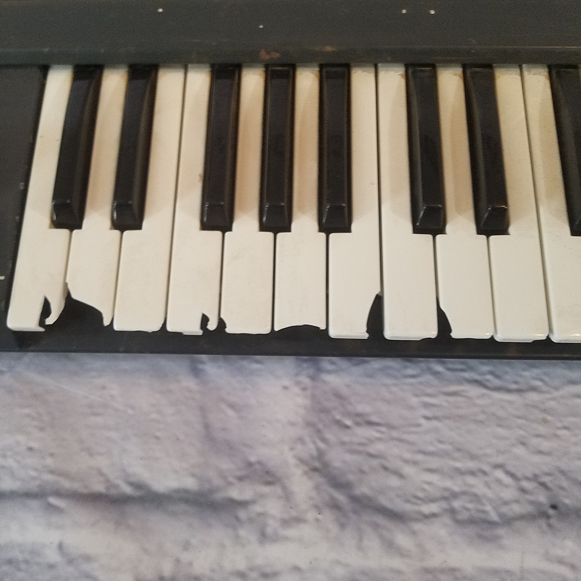 Ensoniq ESQ-1 Wave Synthesizer For Parts AS IS