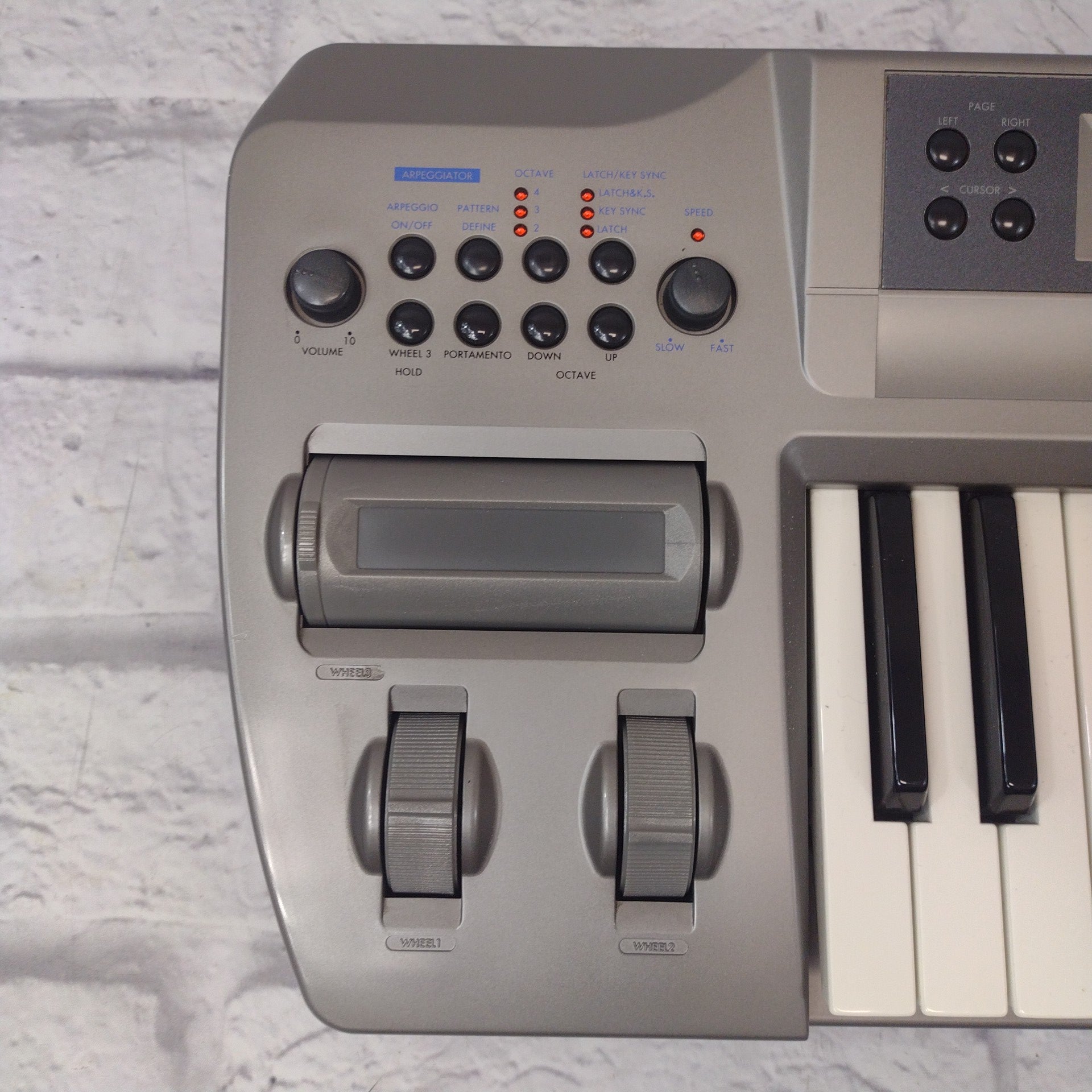 Korg Prophecy Analog Modeling Monophonic Synthesizer