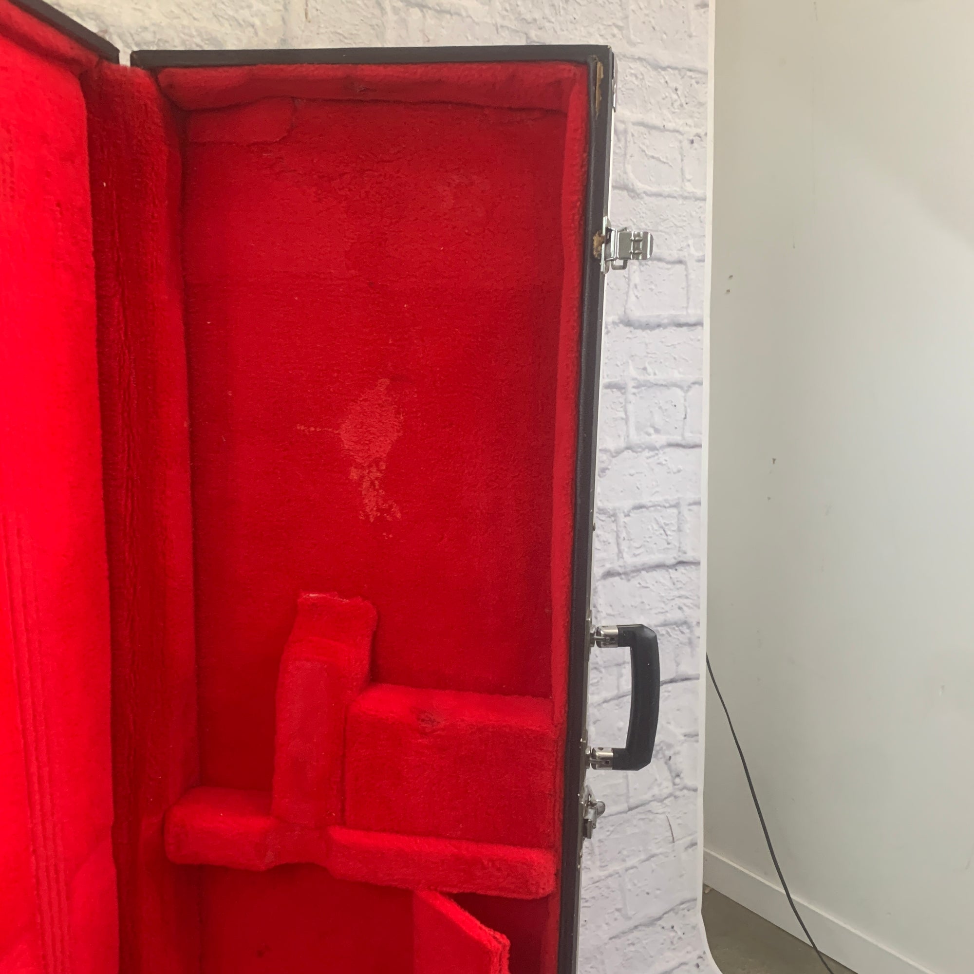 Unknown Bass Guitar Flight Case