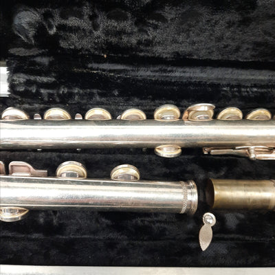 Bundy Flute w/case 499365B