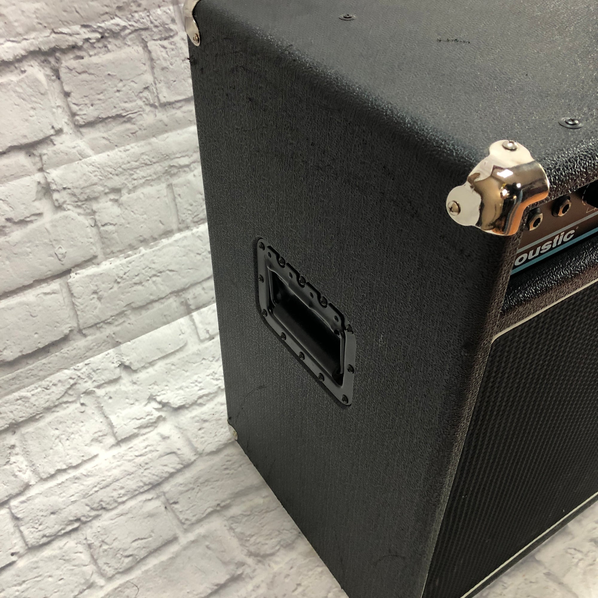 Acoustic B200 Bass Combo Amp