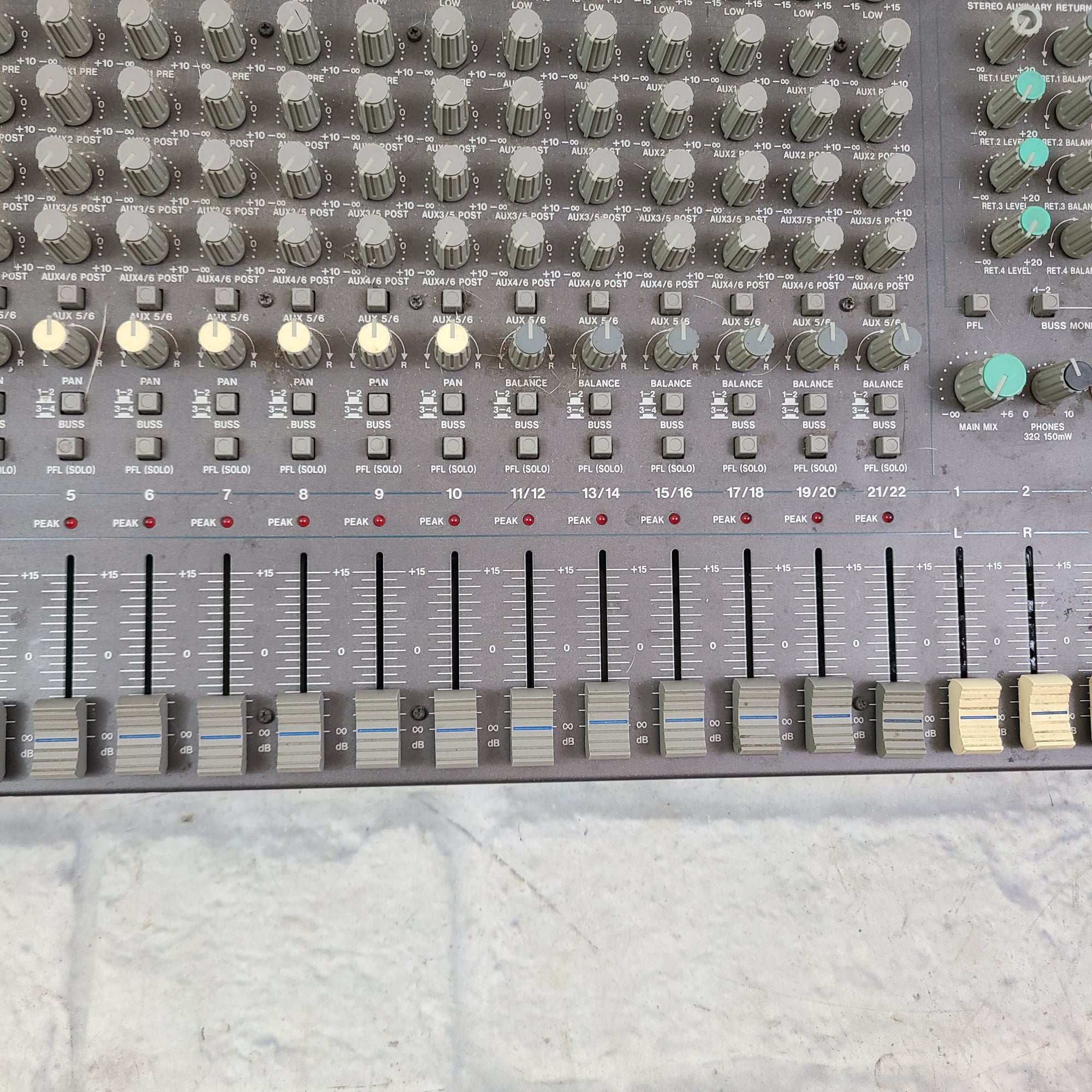 Samson MPL 2242 22 Channel Mixer