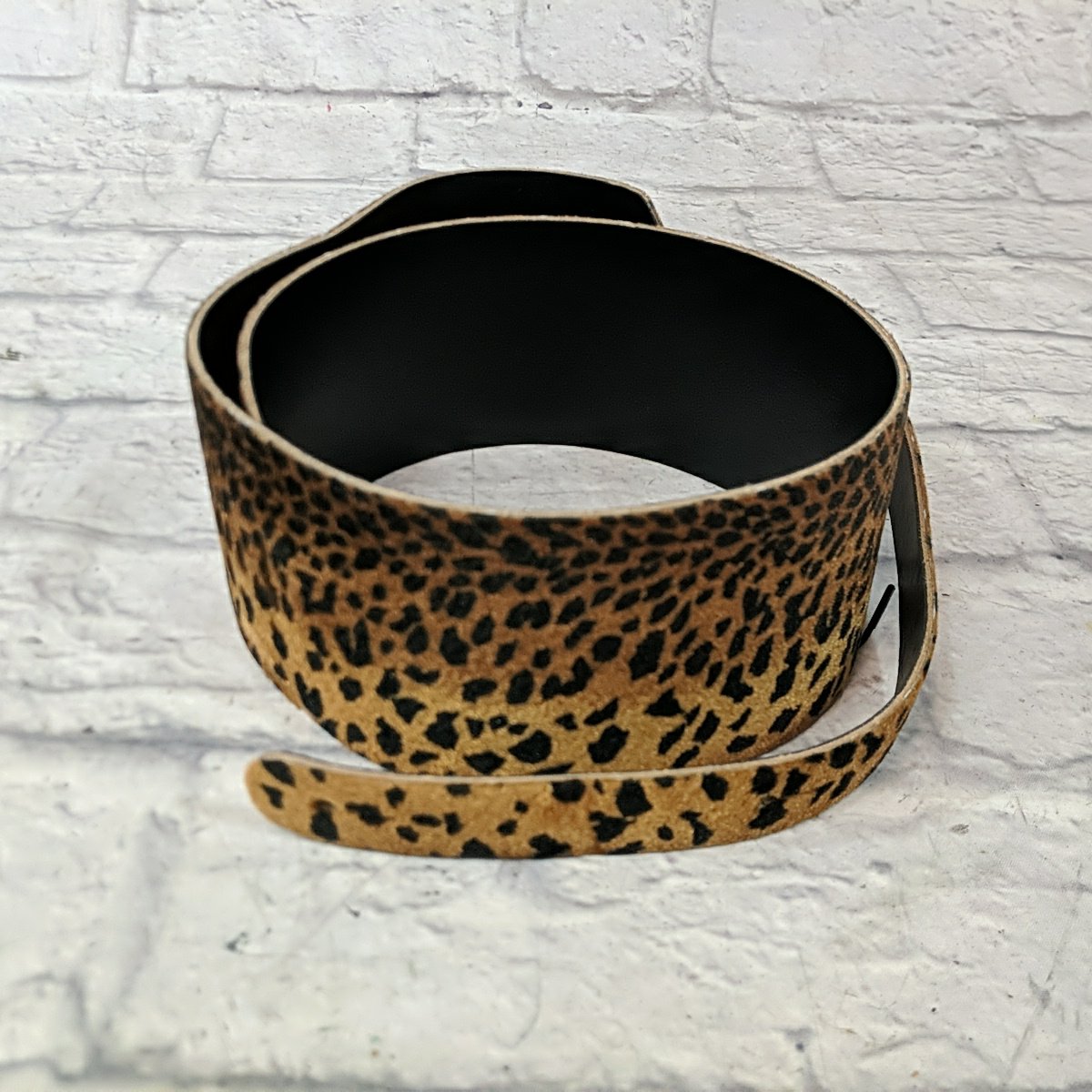3.5" Wide Leather Cheetah Print Strap