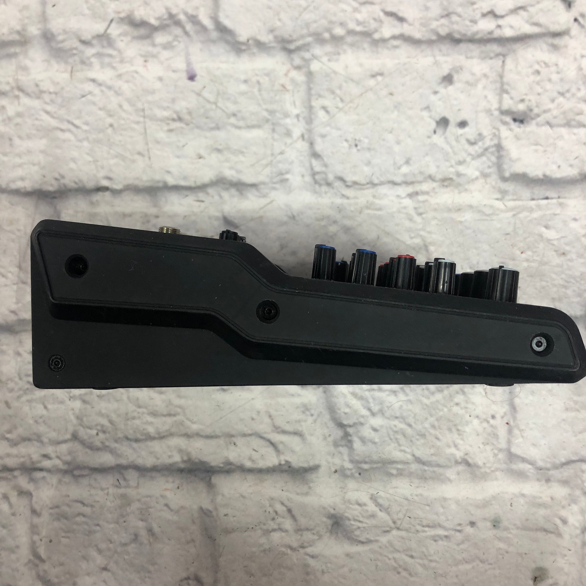 Alesis Multimix 8 USB FX Mixer