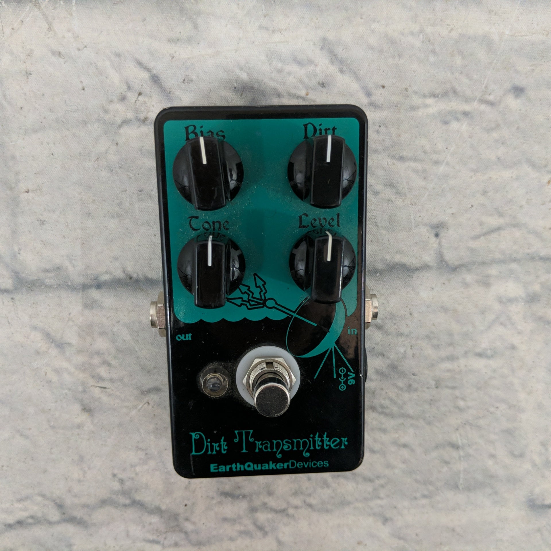 EarthQuaker Devices Dirt Transmitter Fuzz Pedal - Evolution Music