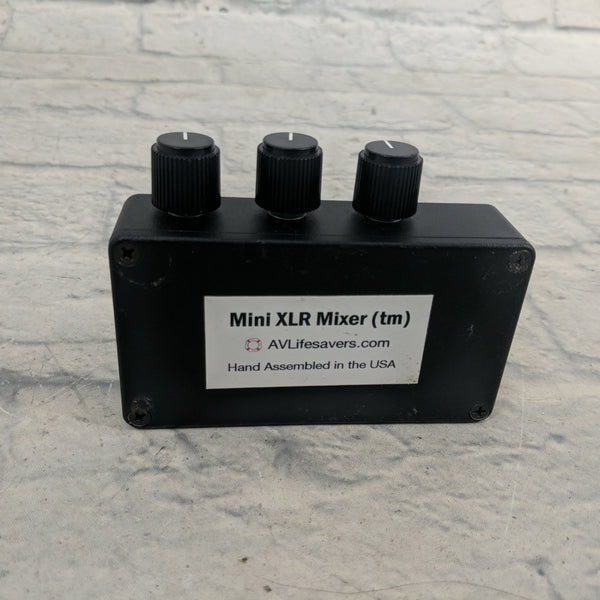 Mini XLR Splitter/Mixer - Evolution Music