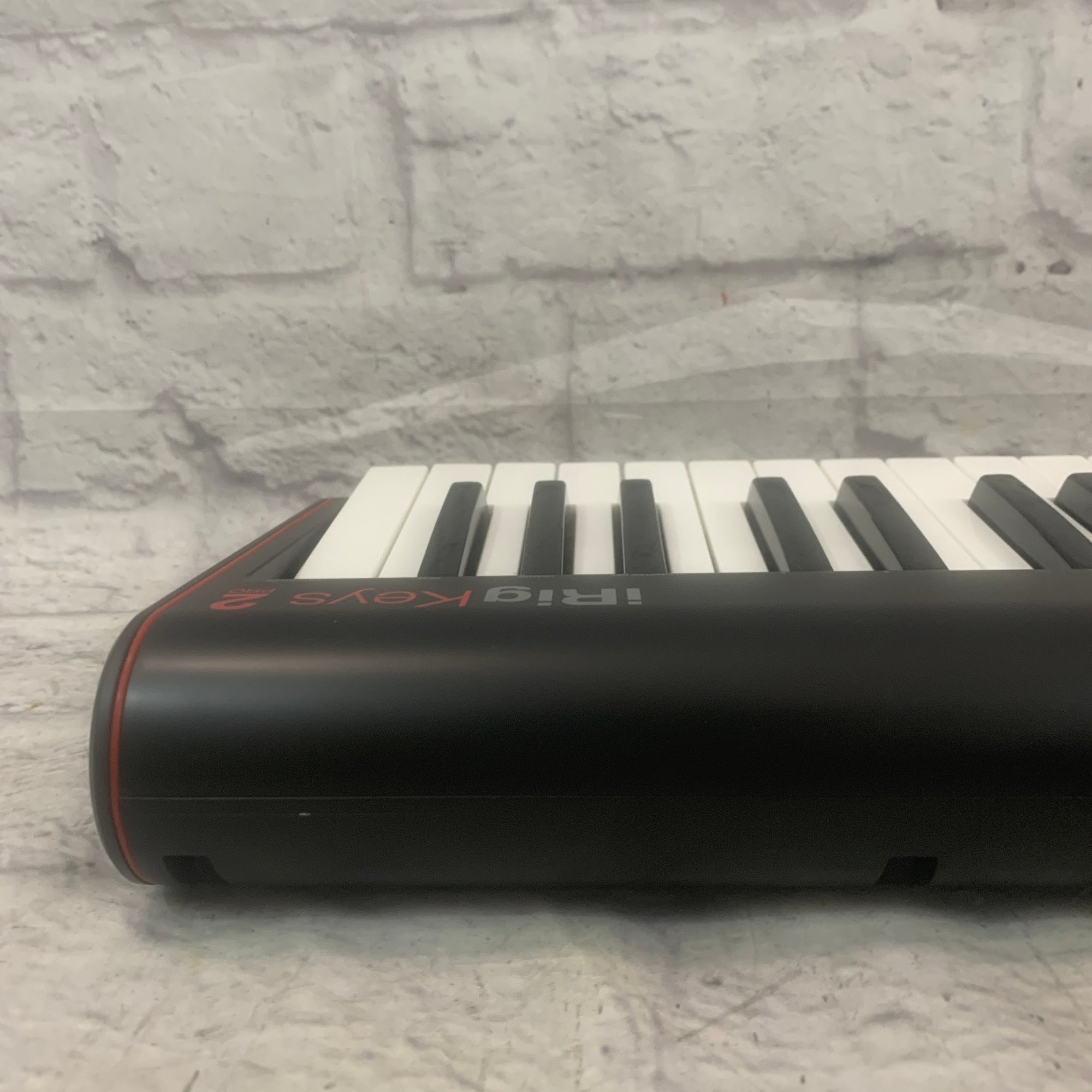 IRig Keys 2Pro Midi Controller
