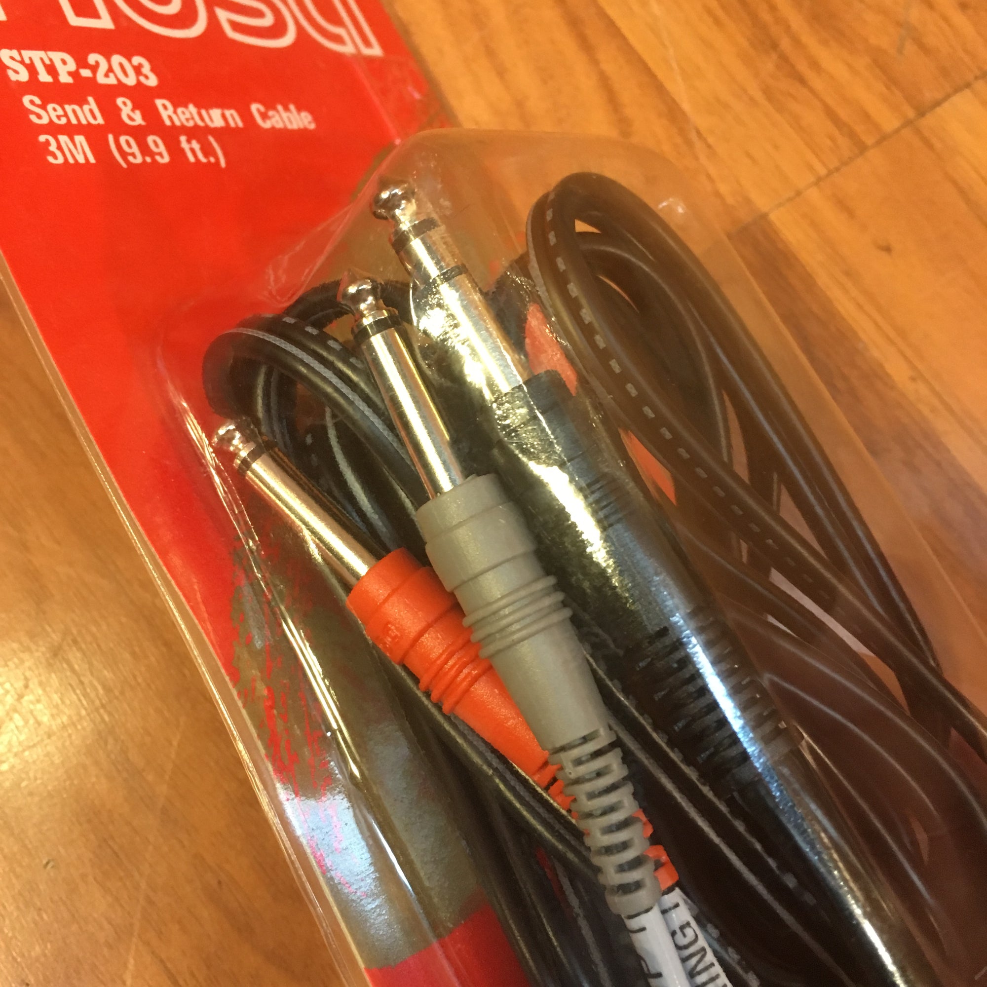 Hosa STP-203 10ft Stereo 1/4in to Dual Mono 1/4