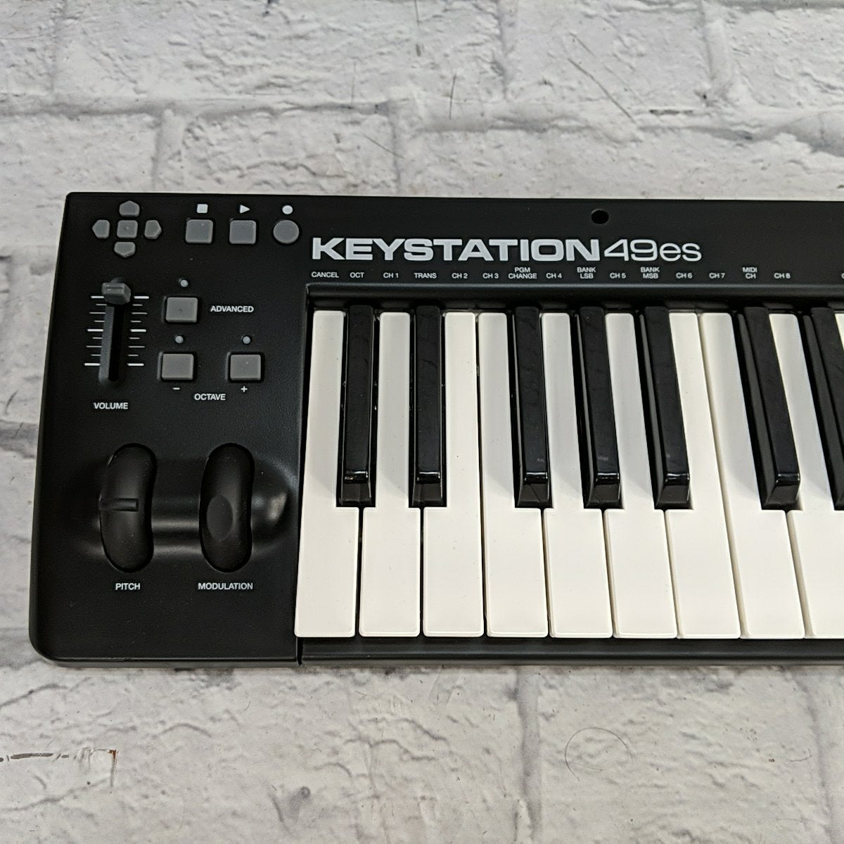 M-Audio Keystation 49es MIDI Controller