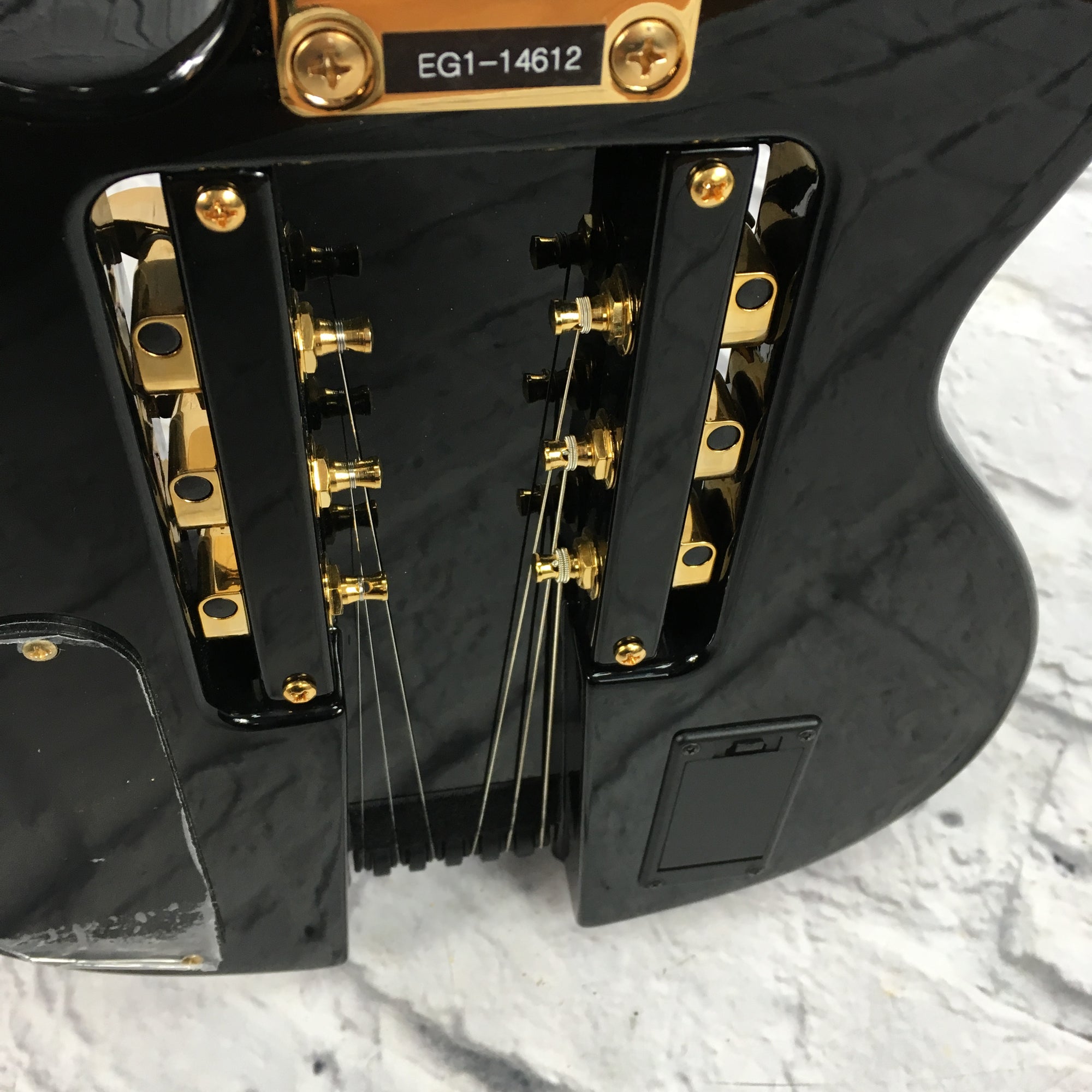 Traveler Ultralight Black Electric Guitar