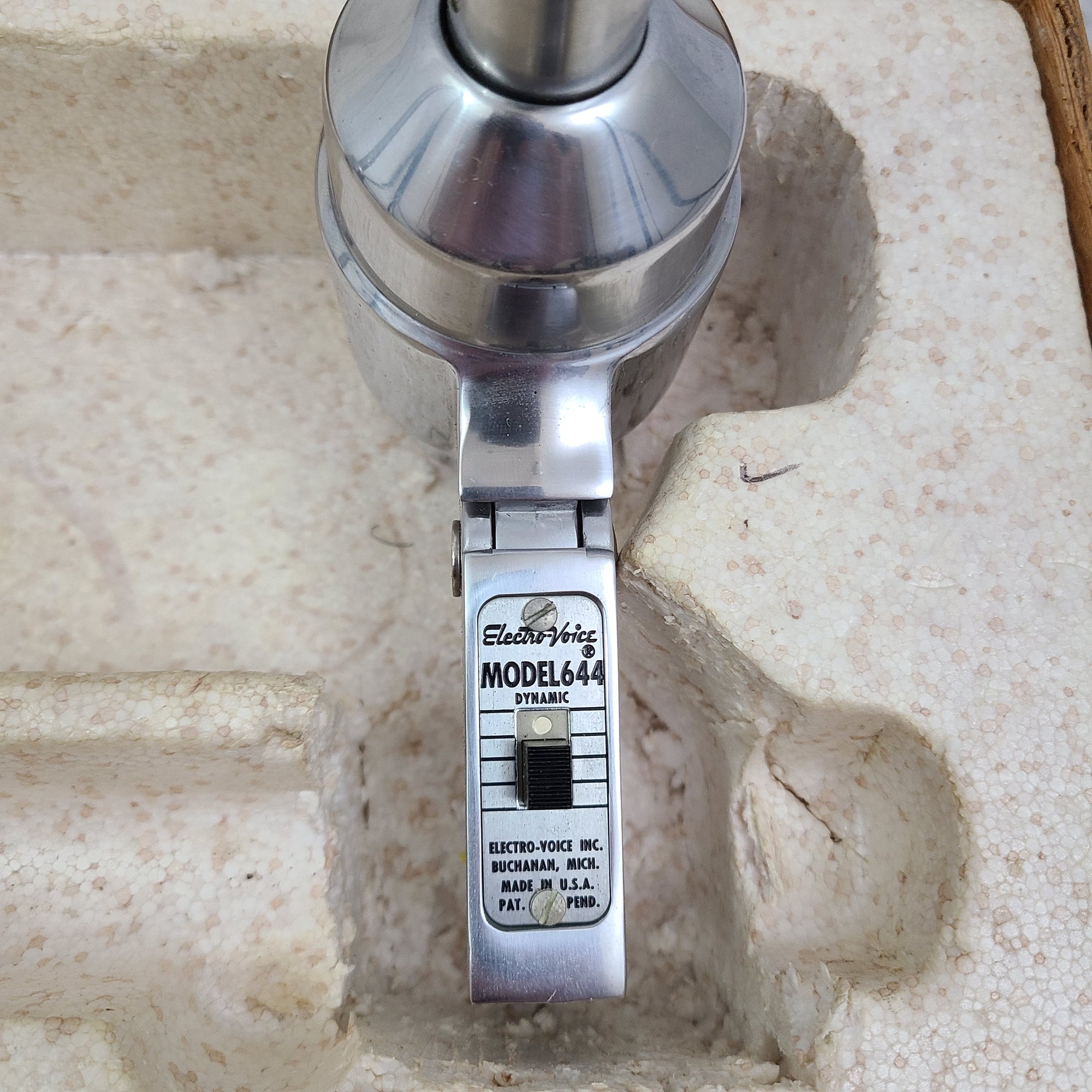 Electro Voice 644 Sound Spot Dynamic Shotgun Cardioid Microphone (Pair)