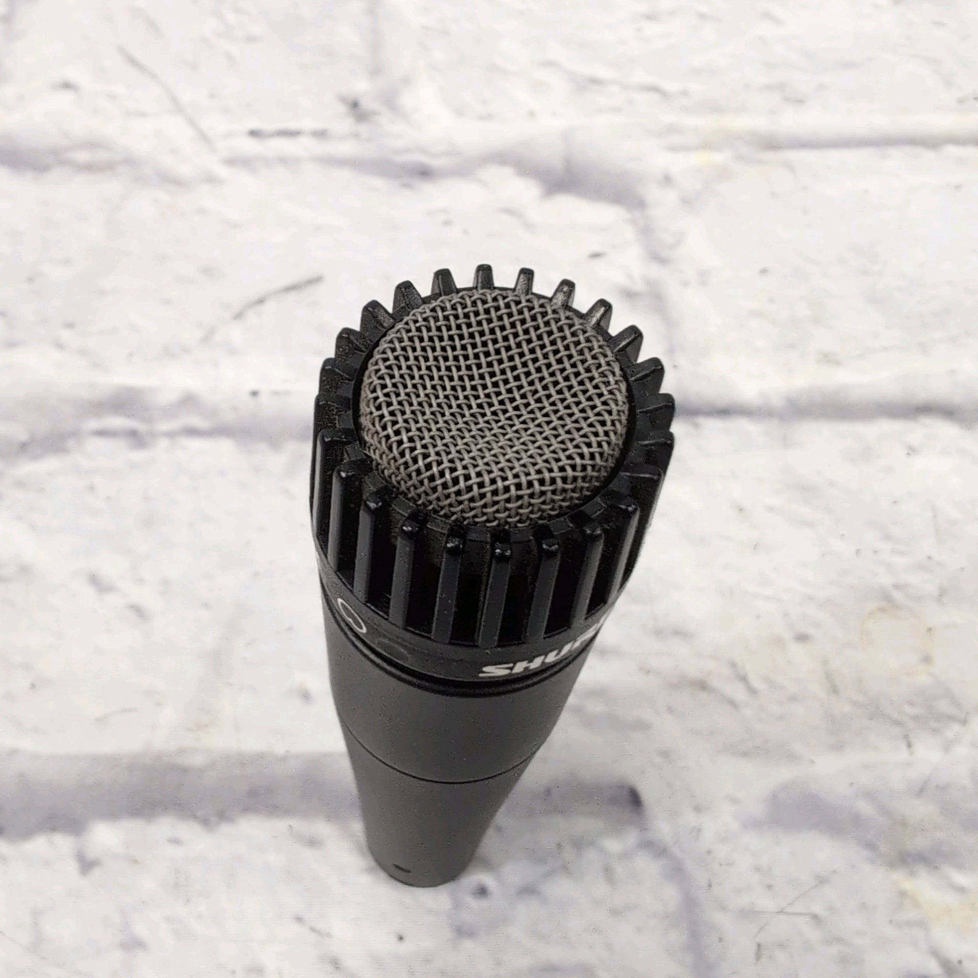 Shure SM57 Cardioid Dynamic Instrument Microphone