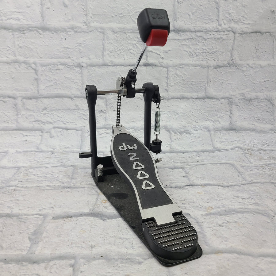 DW 2000 Single Kick Pedal