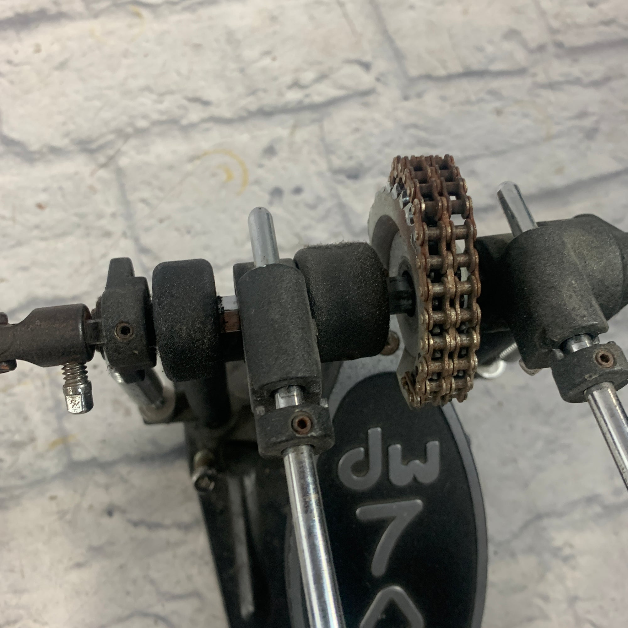 DW 7000 Series Double Kick Pedal