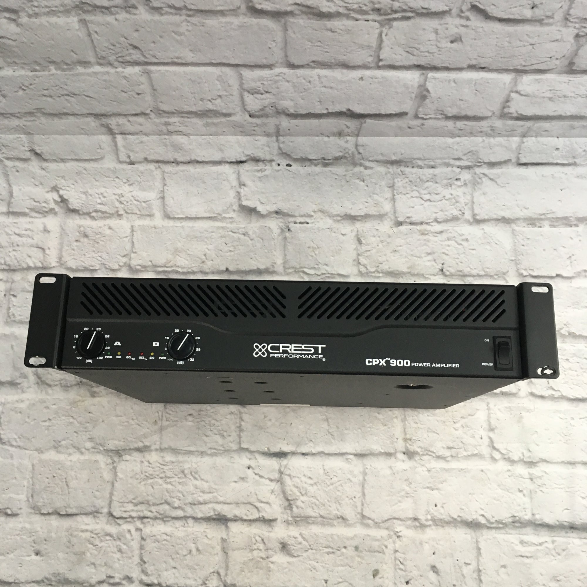 Crest Audio CPX-900 Power Amp