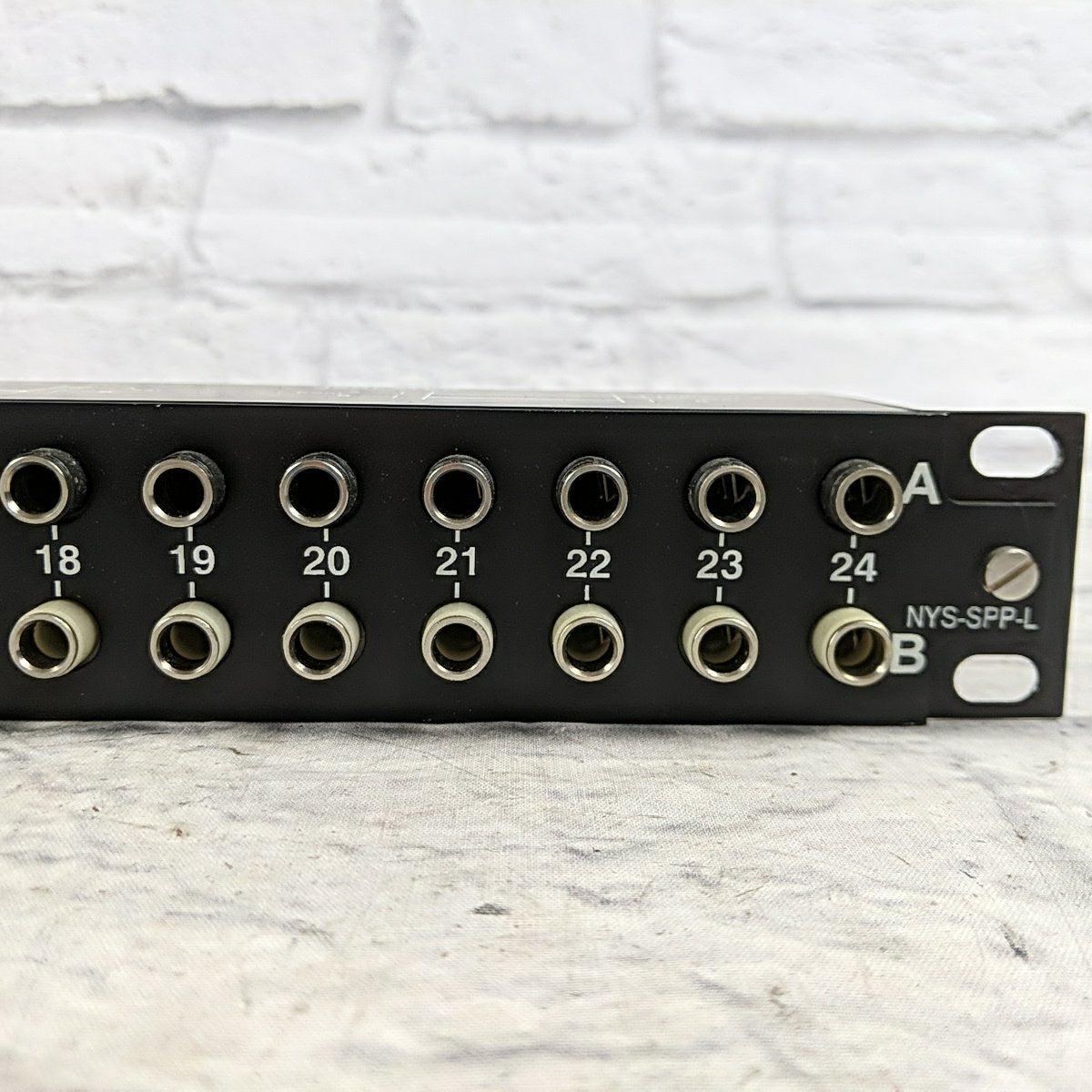 Neutrik NYS-SPP-L Modular Balanced TRS Patchbay