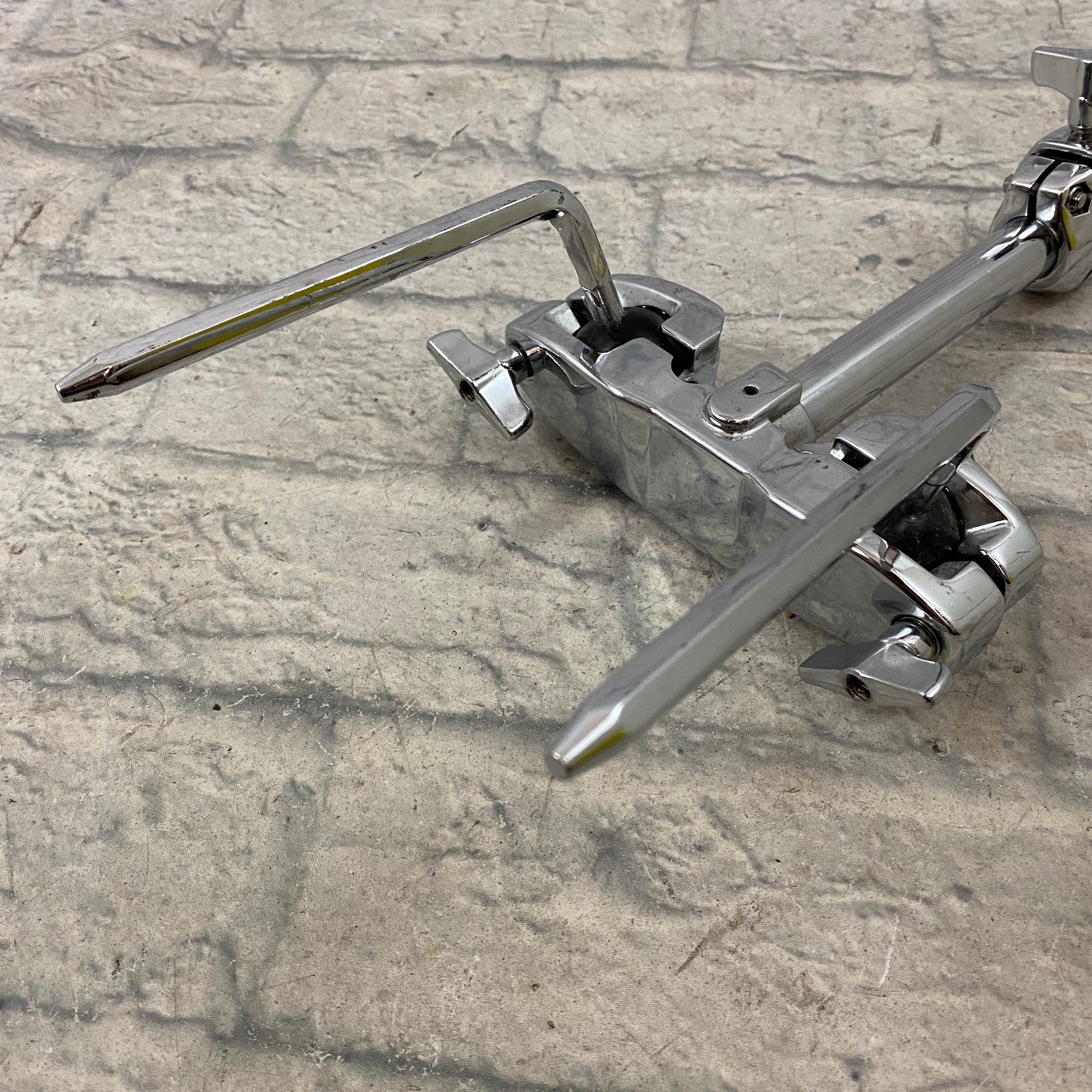 Unknown Rack Tom Bass Drum Mount