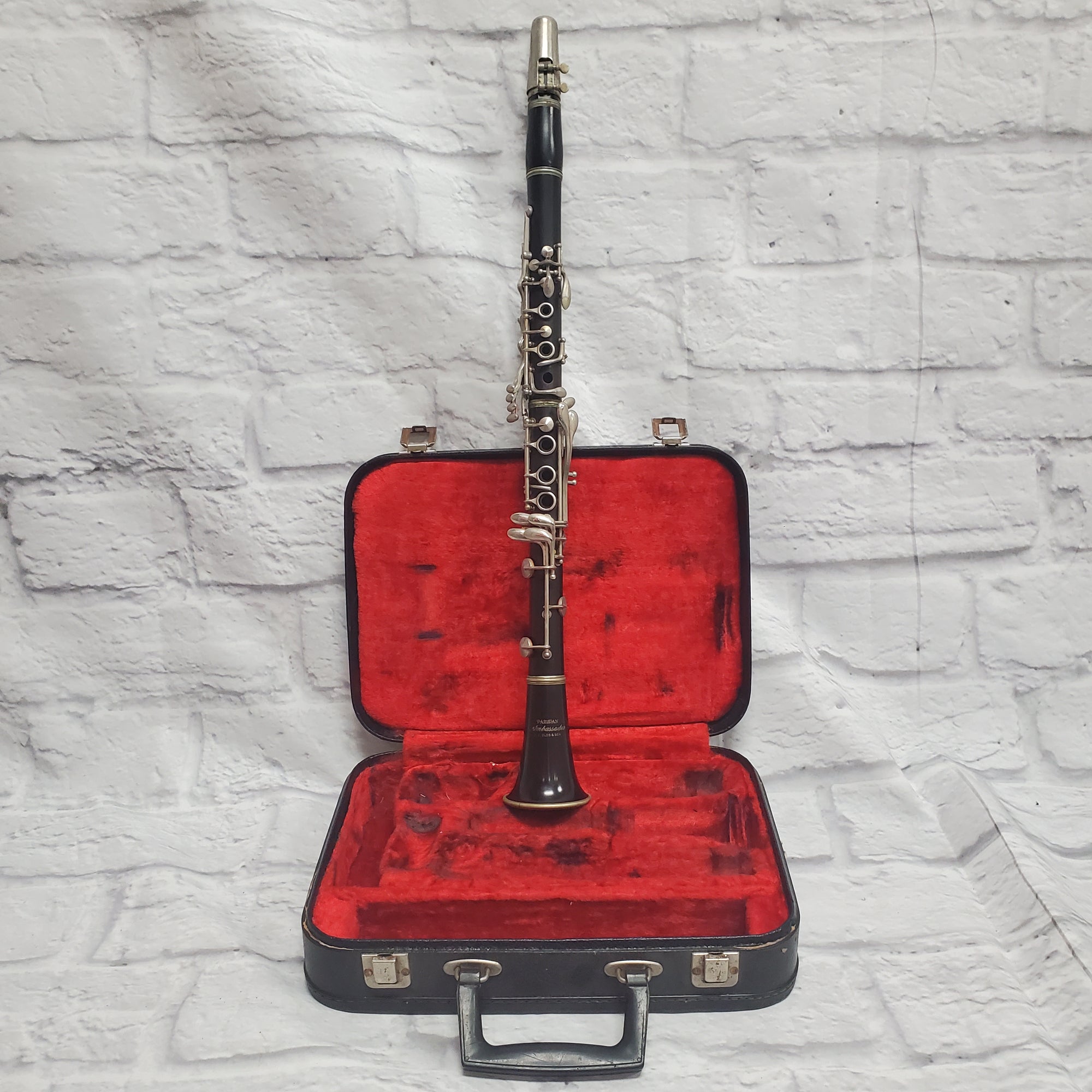 Vintage F. E. Olds Parisian Ambassador Clarinet