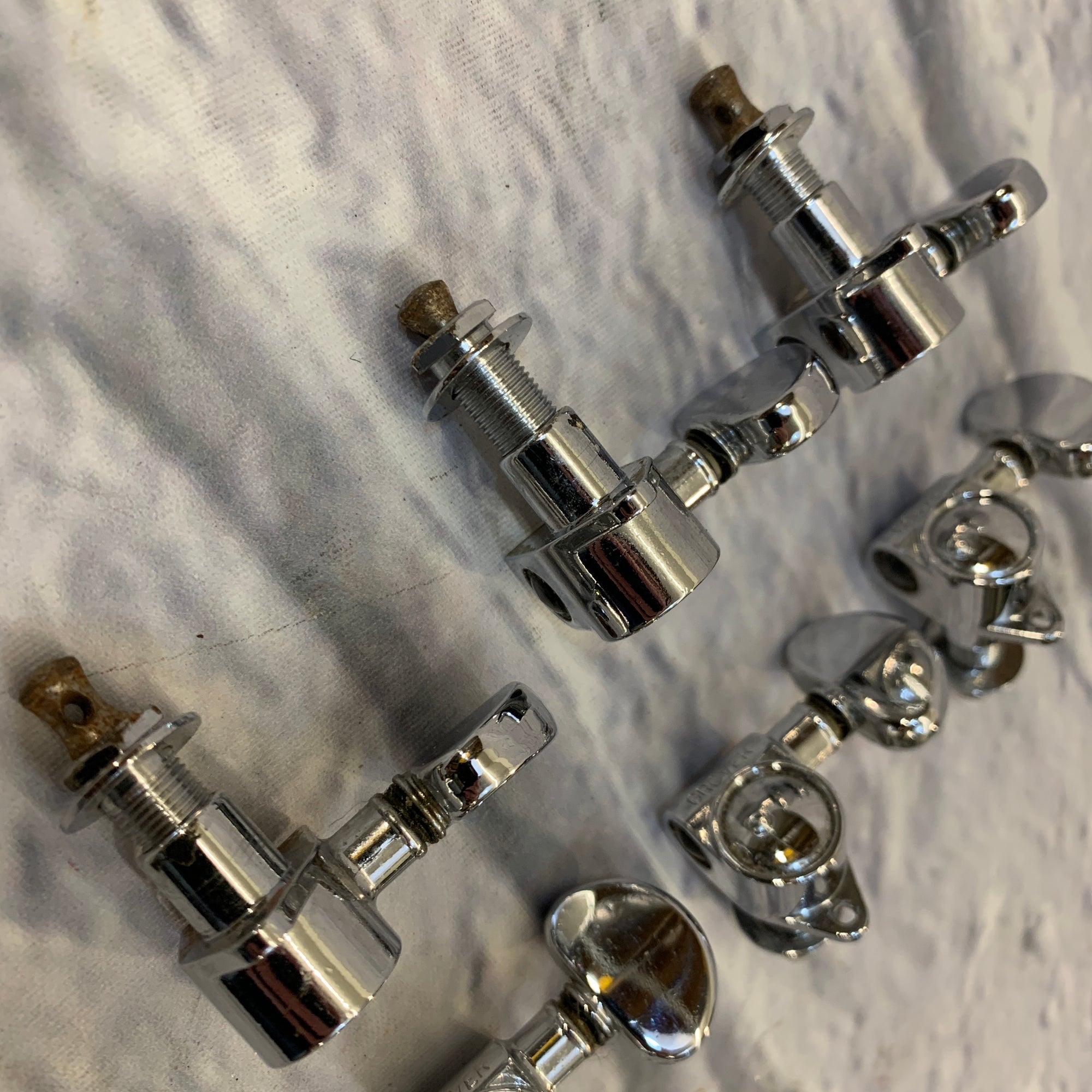 Grover Chrome Tuning Machines