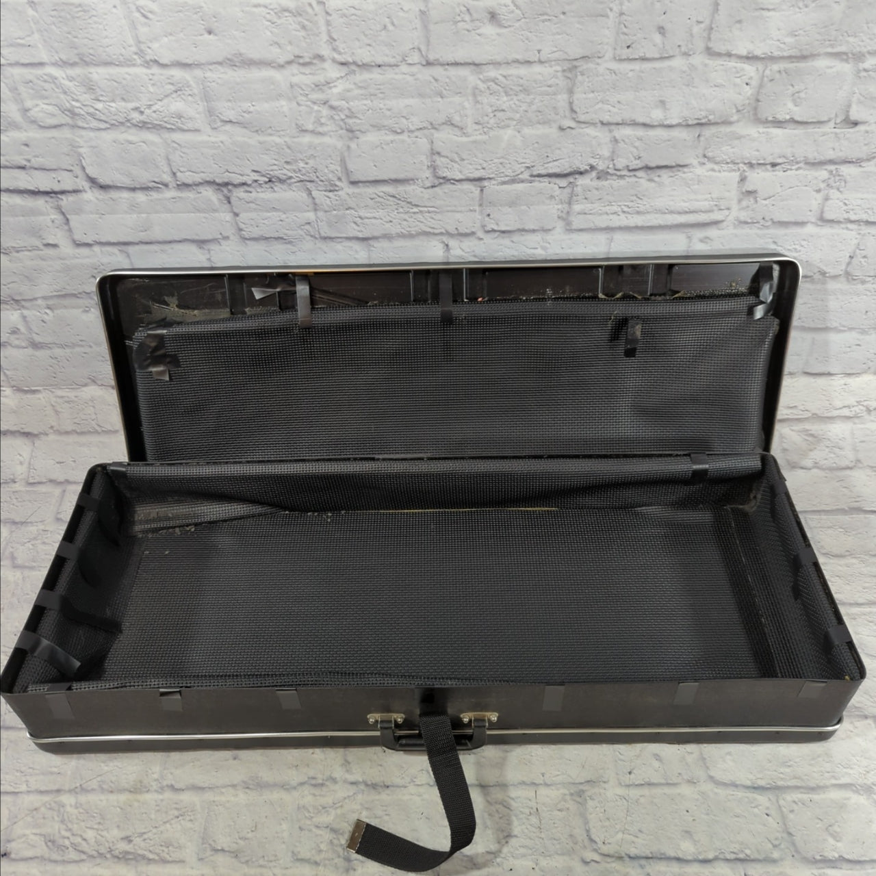 Vintage 1980s Roland HS-60 SynthPlus 60 Synthesizer with Case