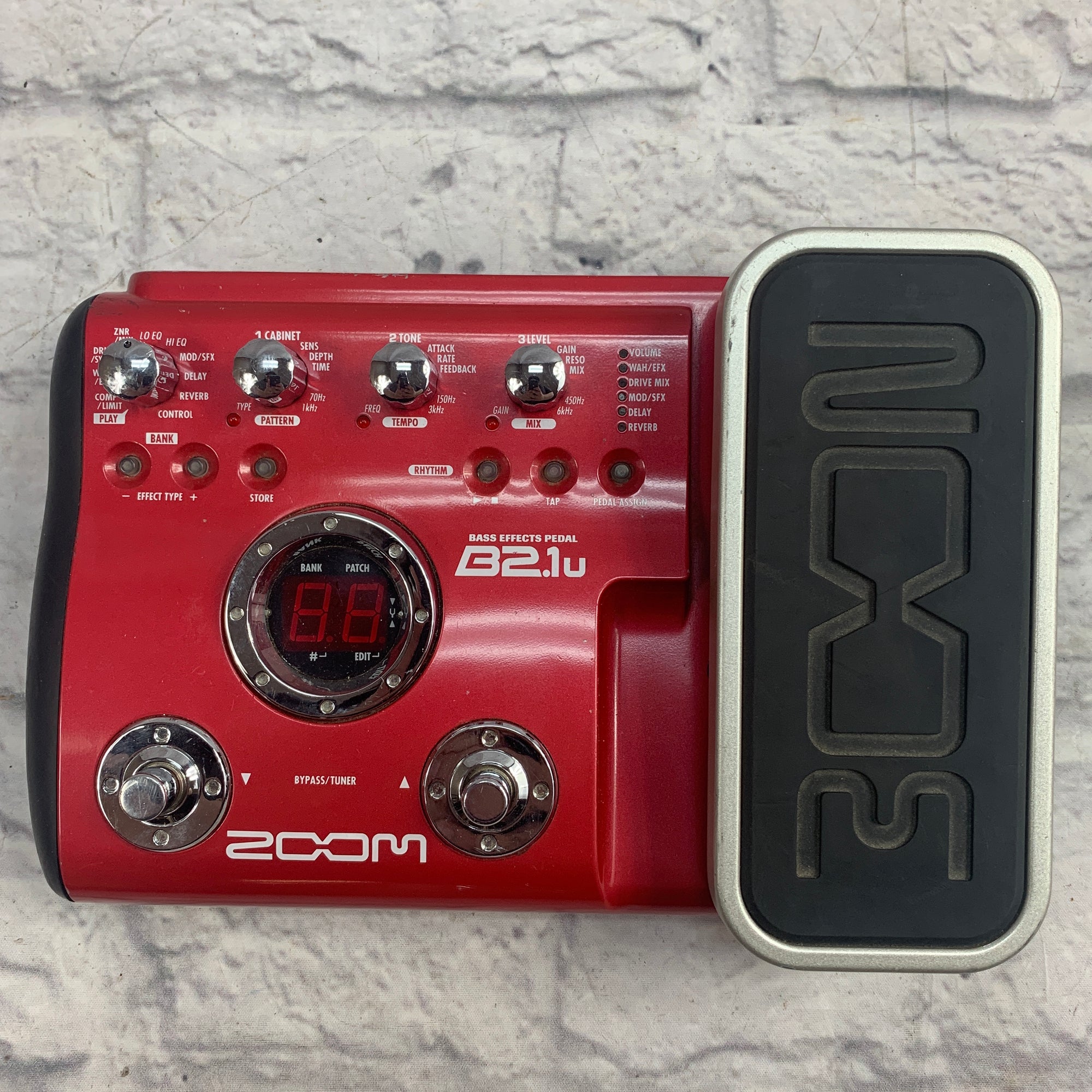 zoom b2 effects pedal Zoom B2.1u Multieffects Pedal